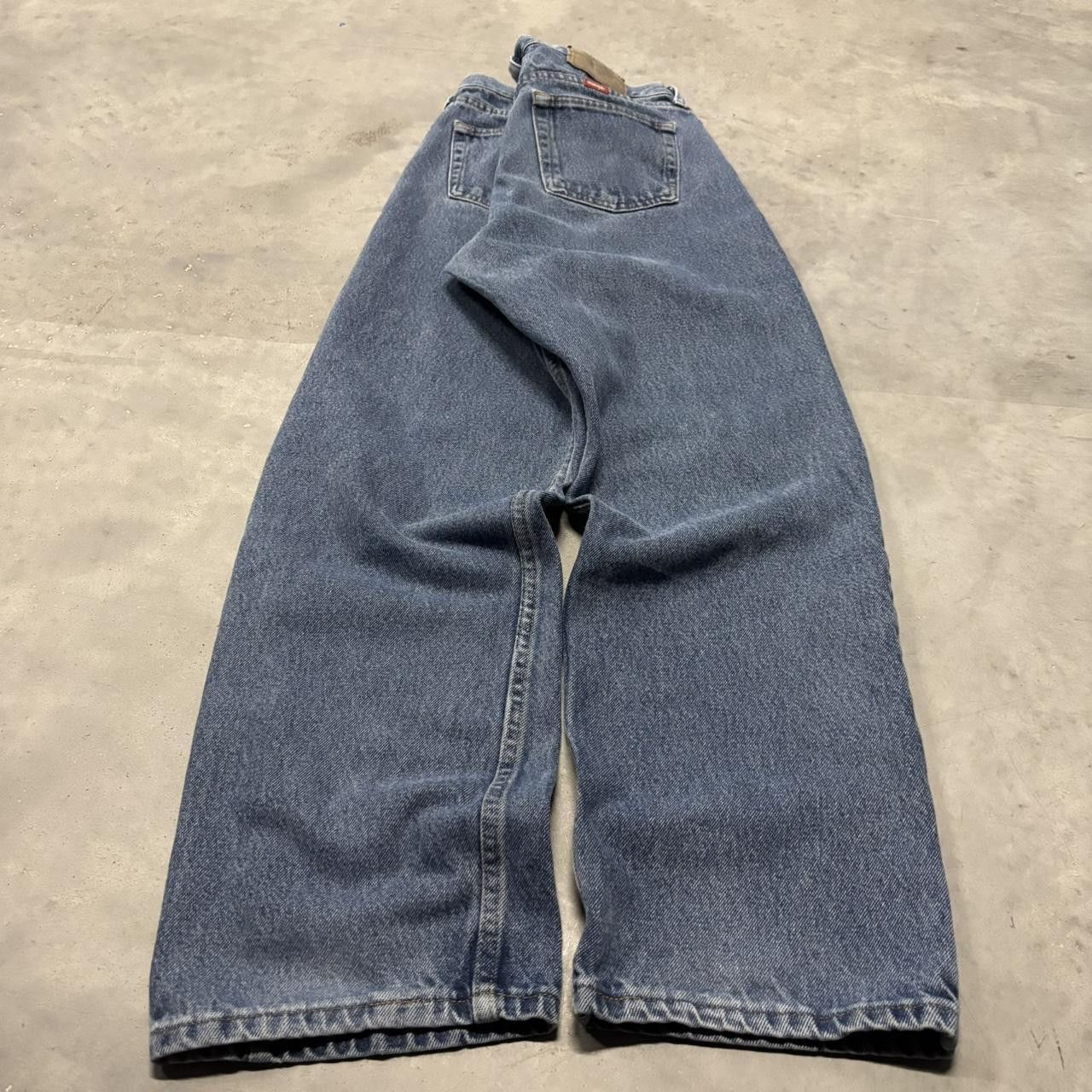 Japanese Brand × Vintage Crazy Vintage Y2K/2000s Grunge Dark Blue Wash Essential Denim Jeans! Size US 32 / EU 48 - 4 Thumbnail