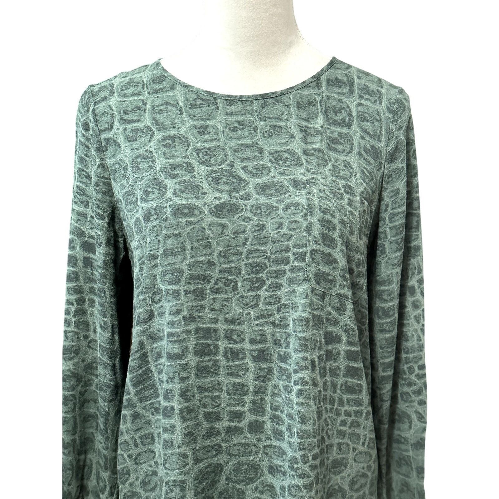 French Connection French Connection Tunic Top Long Sleeve Crocodile Gray W 6 Size M / US 6-8 / IT 42-44 - 2 Thumbnail