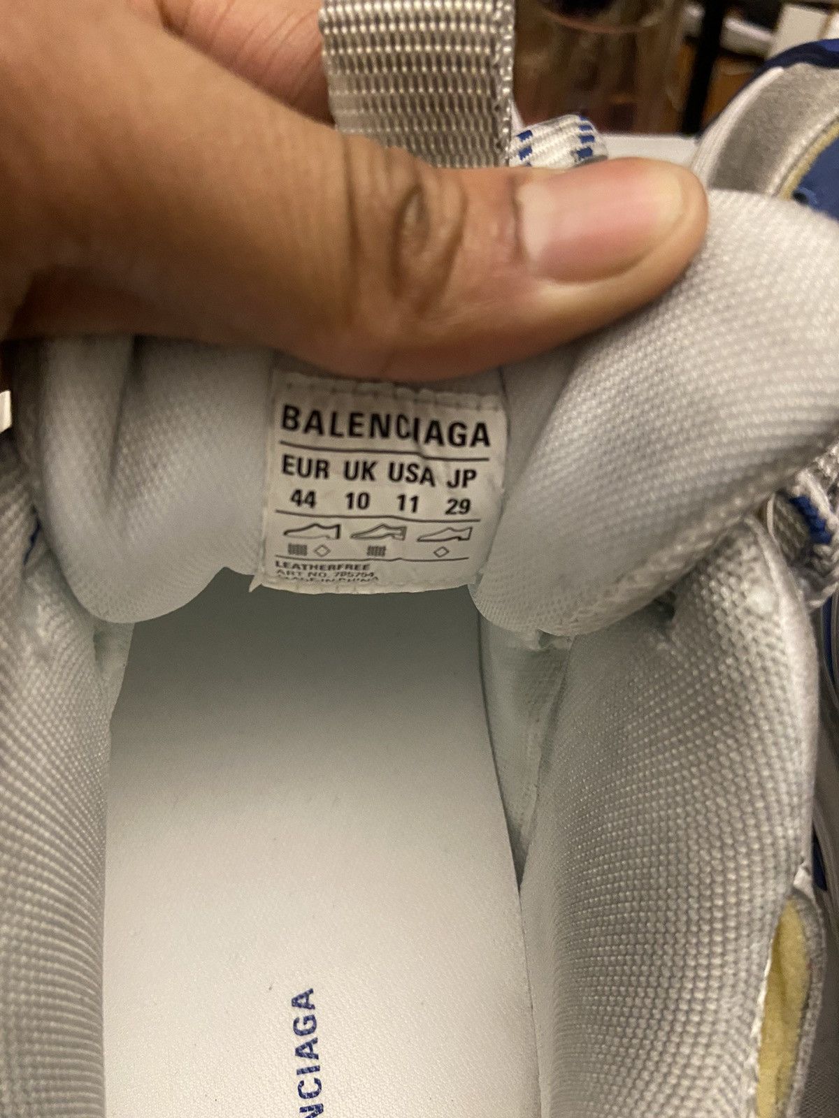 Balenciaga Balenciaga Men’s Cargo Sneakers Size US 11 / EU 44 - 8 Thumbnail