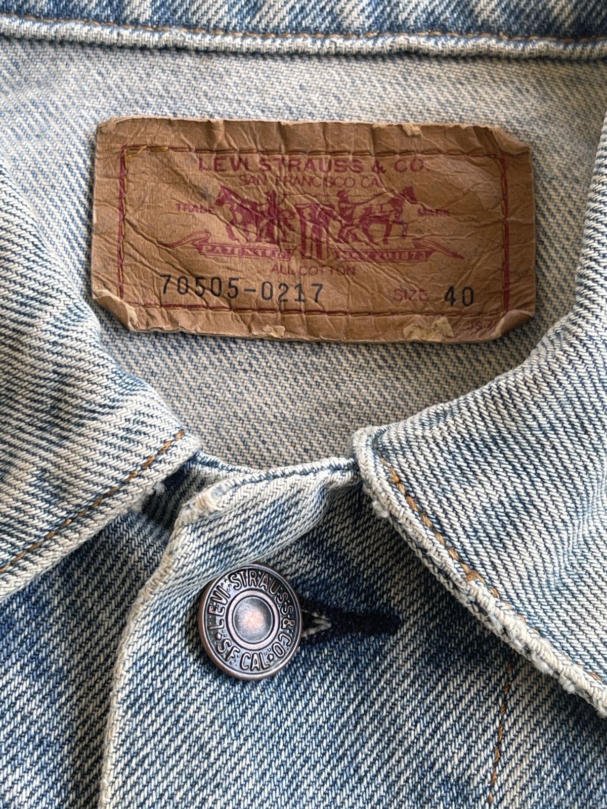Levi's Vintage Clothing Vintage Levis Distressed Dirty Trucker Denim Jacket Size US M / EU 48-50 / 2 - 17 Thumbnail