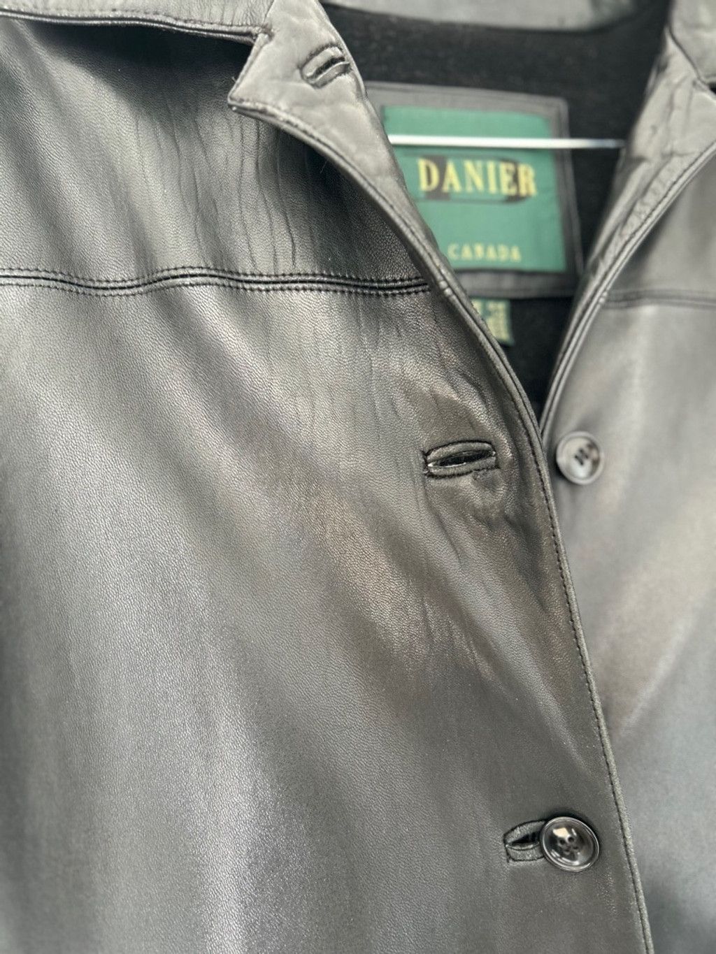Danier vintage Danier Black Leather Jacket Size Large Size US L / EU 52-54 / 3 - 6 Thumbnail