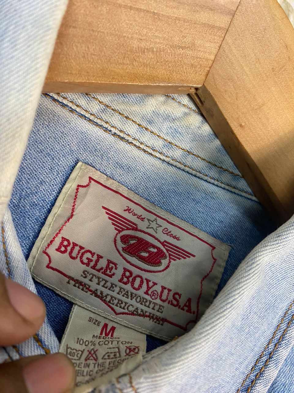 Bugle Boy Vintage bugle boy distressed denim button up shirt Size US L / EU 52-54 / 3 - 6 Thumbnail