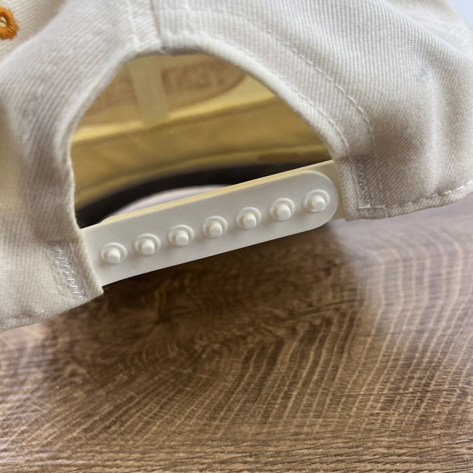 Other Tenneessee Volunteers Snapback Hat White Adjustable Hat Adul Size ONE SIZE - 11 Thumbnail
