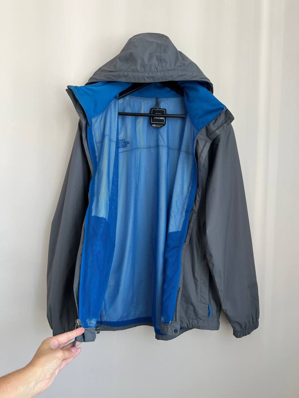 The North Face The North Face HyVent men's windbreaker Size US M / EU 48-50 / 2 - 3 Thumbnail