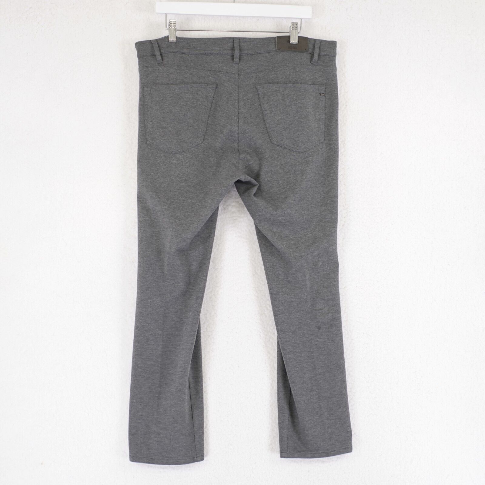 BRAX Brax Chuck Modern Fit Gray Soft Flannel Like Jeans 37/29 Mid Size US 37 - 2 Thumbnail