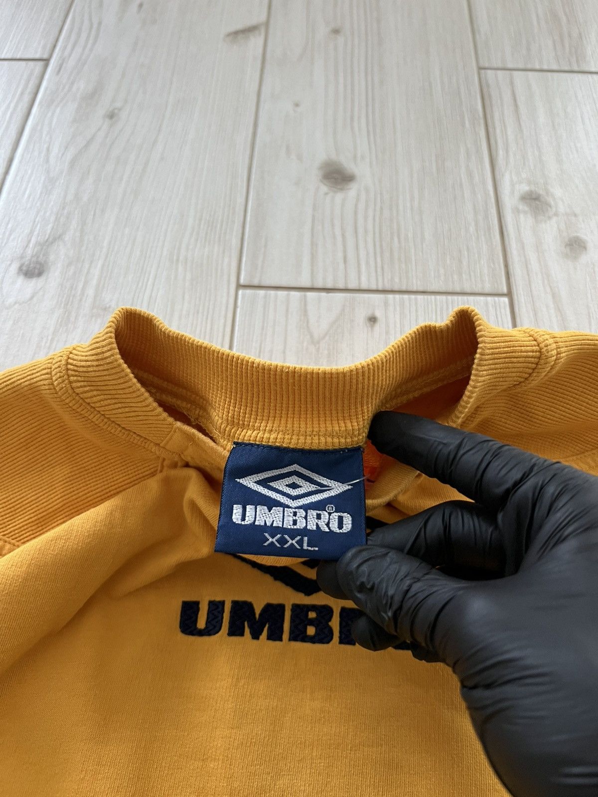 Umbro Vintage Umbro Boxy Fit Sports Tee Yellow Size US XXL / EU 58 / 5 - 8 Thumbnail