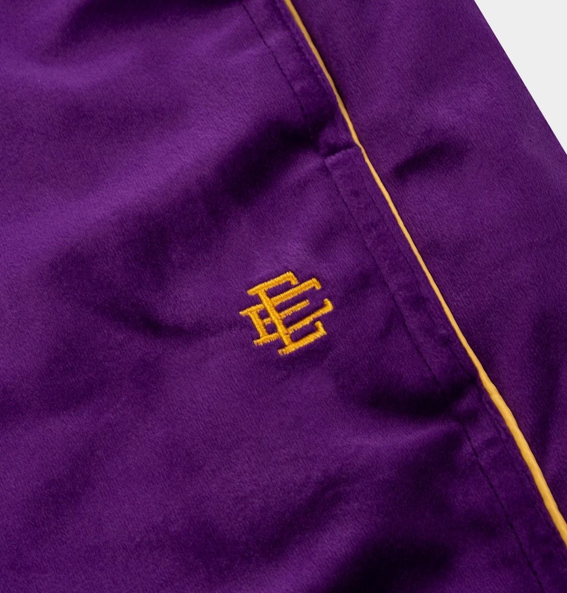 Eric Emanuel Eric Emanuel purple with gold trim velour sweatpants large Size US 32 / EU 48 - 2 Thumbnail