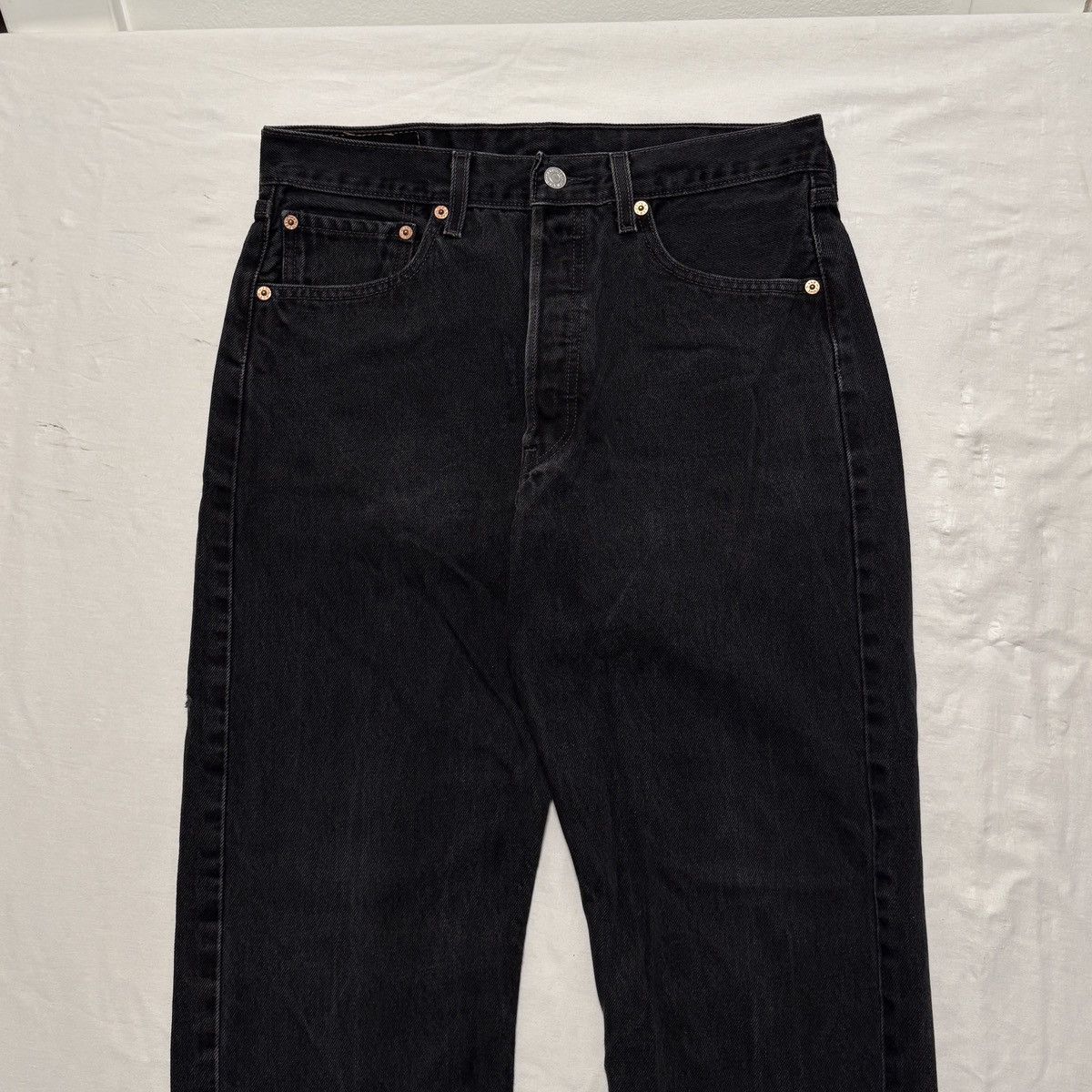 Levi's VTG 90s Levi’s 501 Straight Leg Button Fly Black Jeans 30x30 Size US 30 / EU 46 - 2 Thumbnail