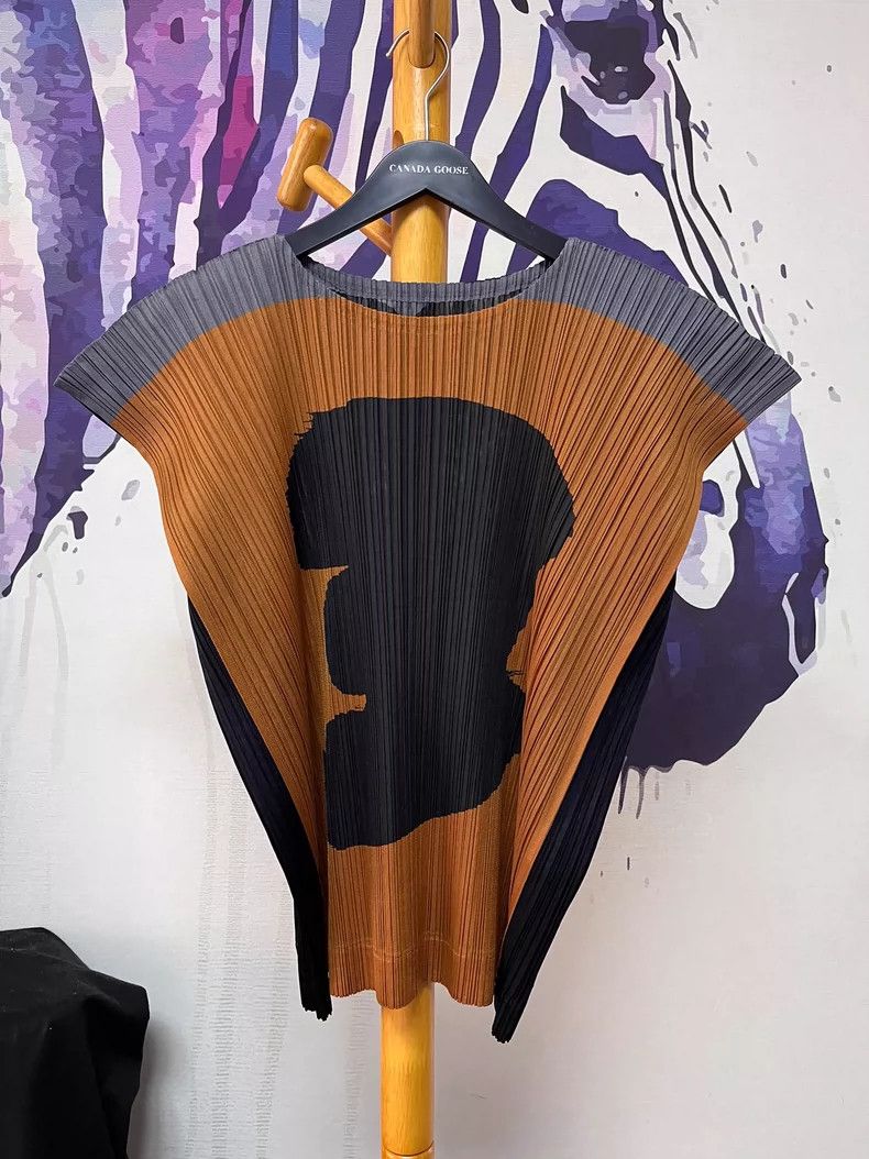 Issey Miyake Issey Miyake Pleated Symbol Top - dmc Size US M / EU 48-50 / 2 - 1 Thumbnail