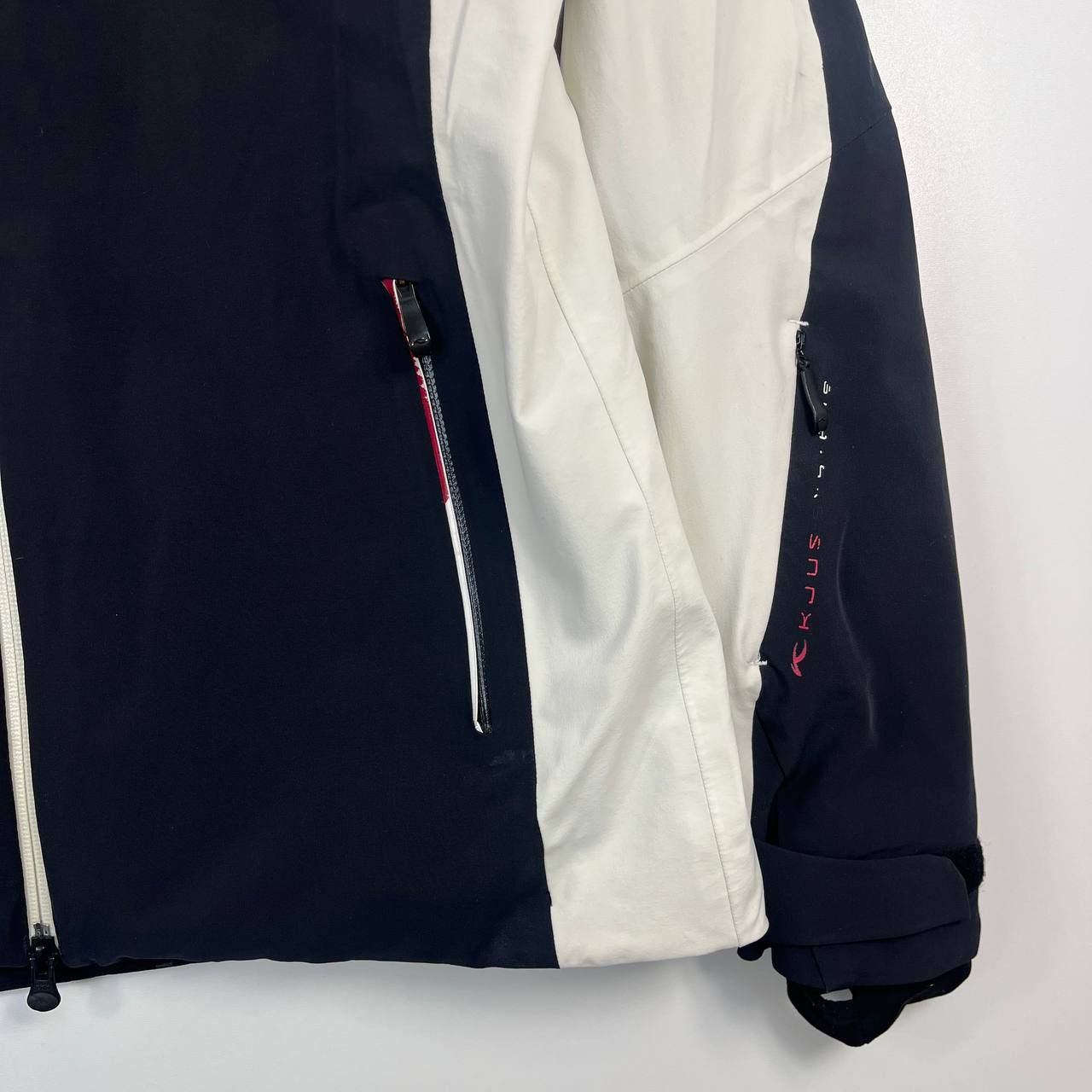 KJUS KJUS Womens Ski Jacket Waterproof Winter Snow Coat Navy M 38 Size M / US 6-8 / IT 42-44 - 3 Thumbnail
