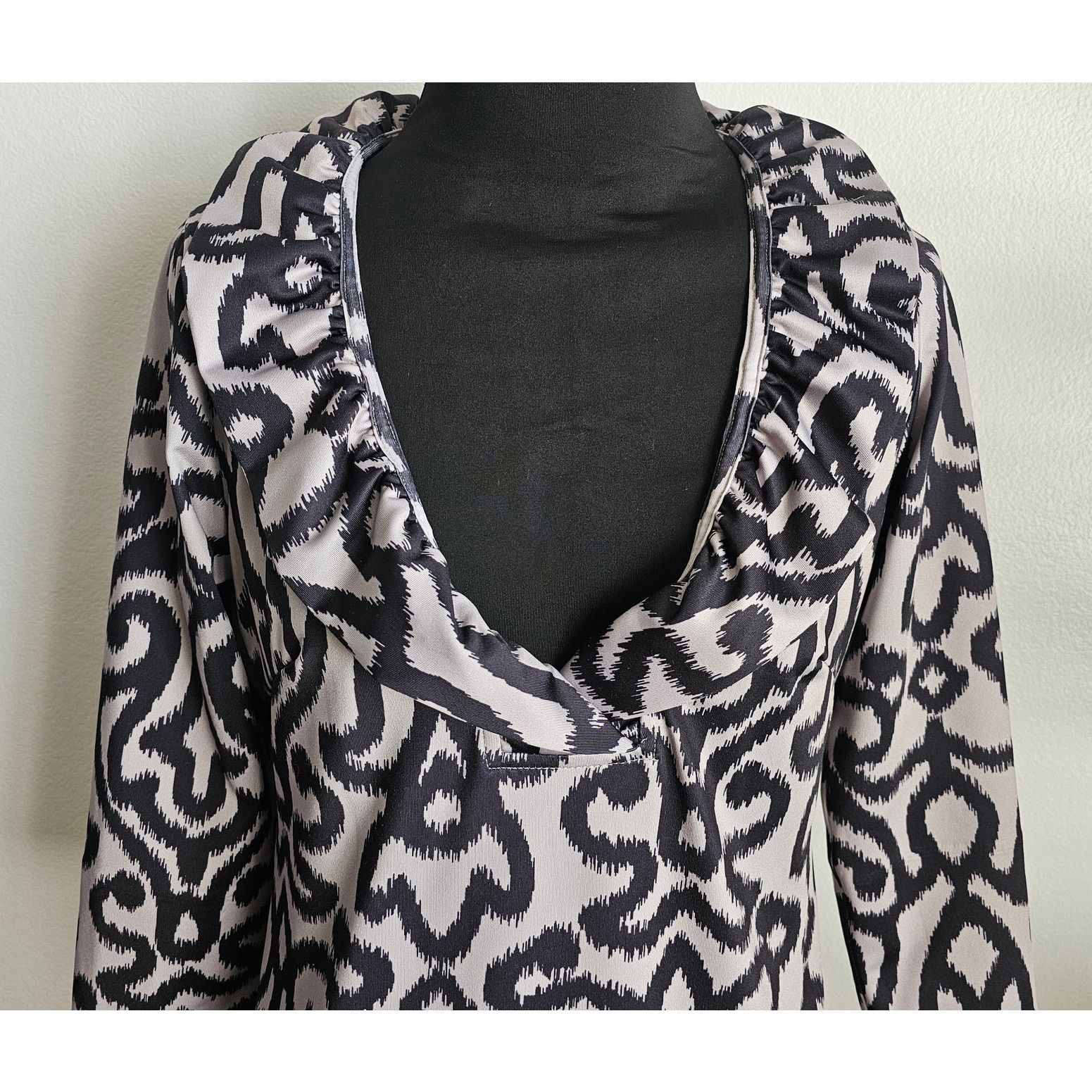 Gretchen Scott GRETCHEN SCOTT Ruffle Neck Casual Shift Arabesque Dress XS Size XS / US 0-2 / IT 36-38 - 3 Thumbnail