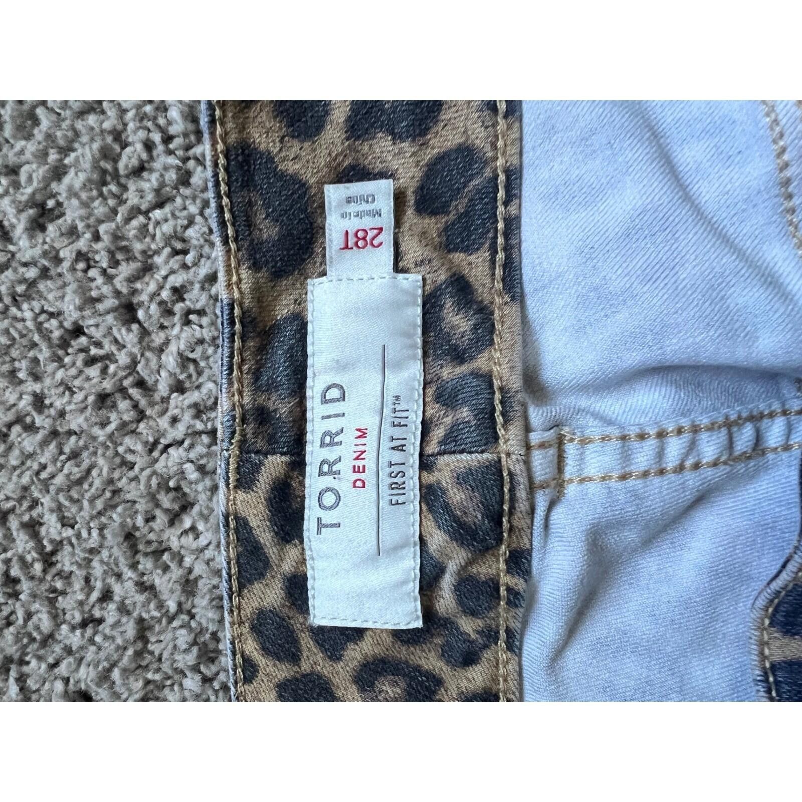 Other Torrid Leopard Print Jeggings Womens 28T High Rise Size 30" / US 8 / IT 44 - 3 Thumbnail