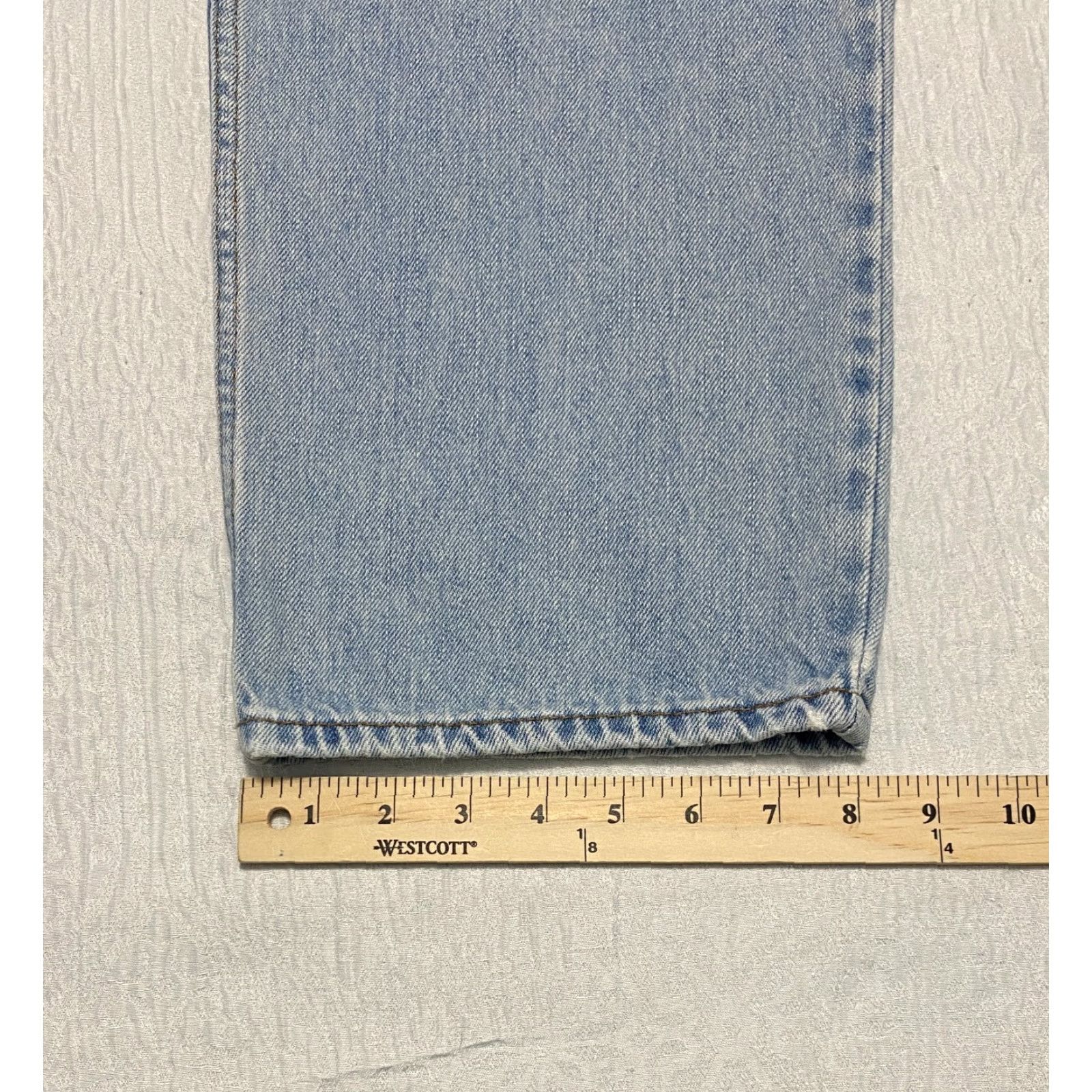 Levi's VINTAGE Levi's 550 Relaxed Fit Mens Jeans 34×33 Blue Light Wash 90s Retro Size US 34 / EU 50 - 8 Thumbnail