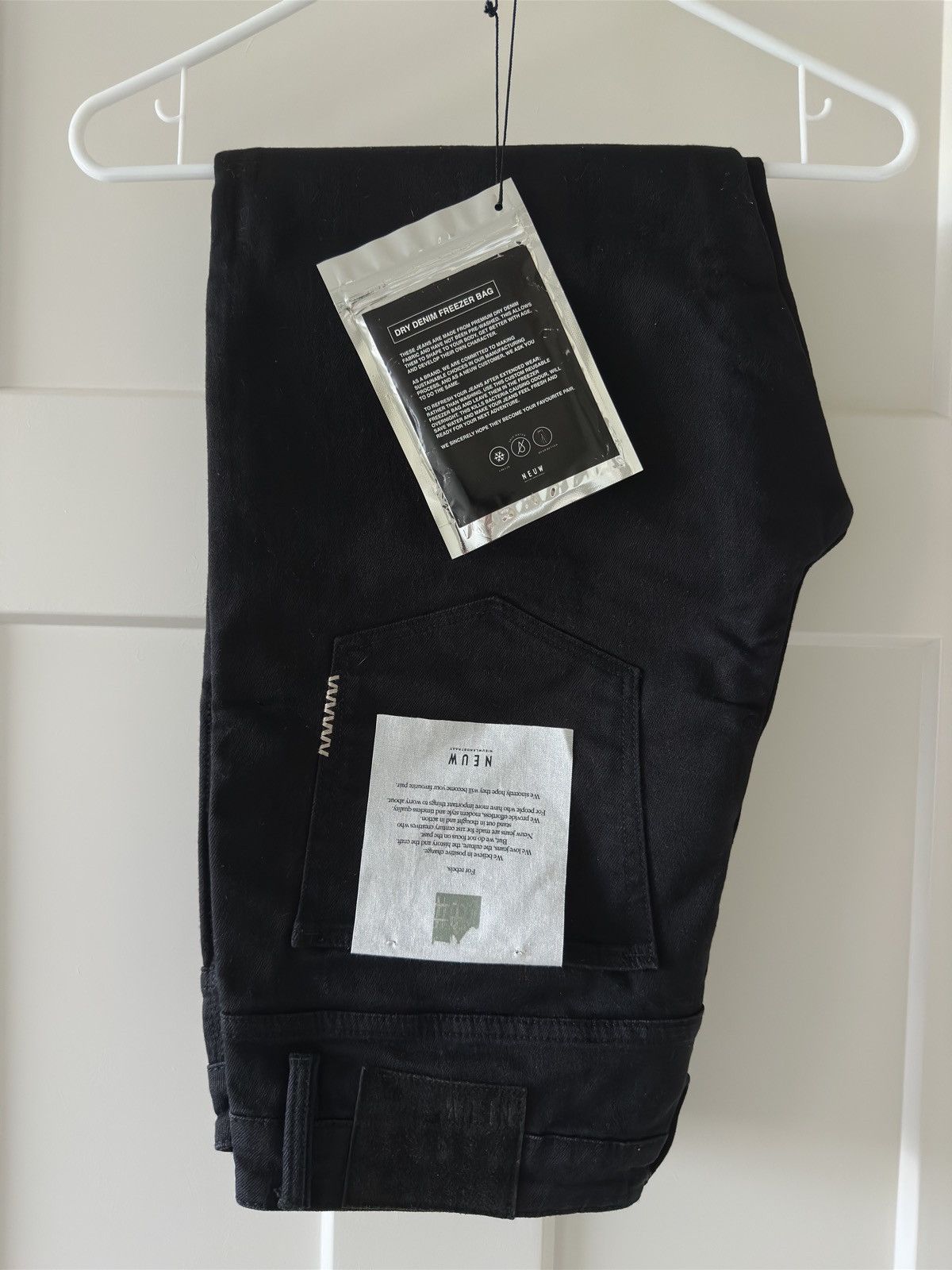 NEUW Denim NEUW Studio Baggy Jeans Forever Black 34x28 Size US 33 - 1 Thumbnail