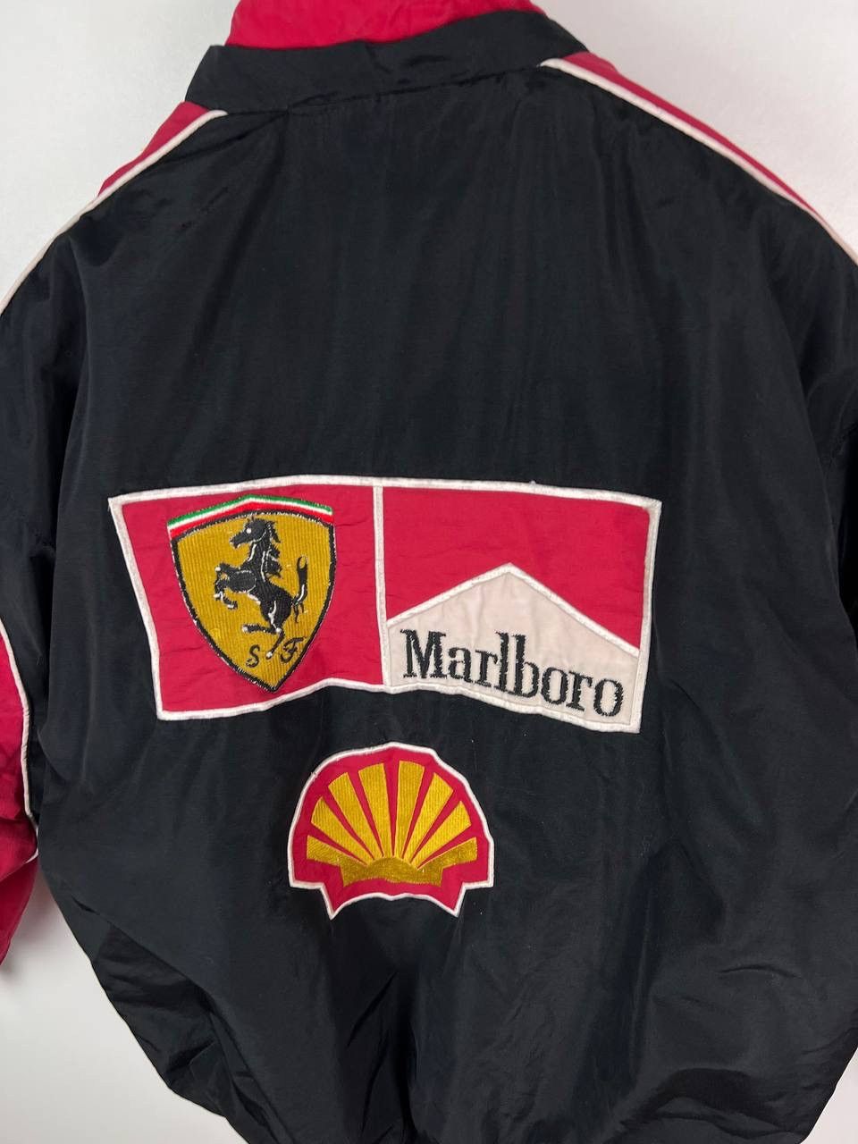Ferrari Ferrari Marlboro Vodafone jacket size XL Size US XL / EU 56 / 4 - 18 Thumbnail