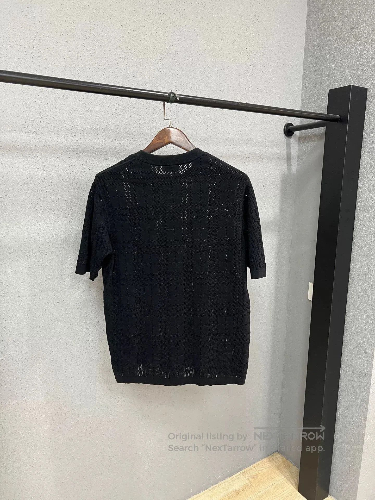 Burberry Burberry Check Hollow-Out Short-Sleeve. Size US S / EU 44-46 / 1 - 2 Thumbnail