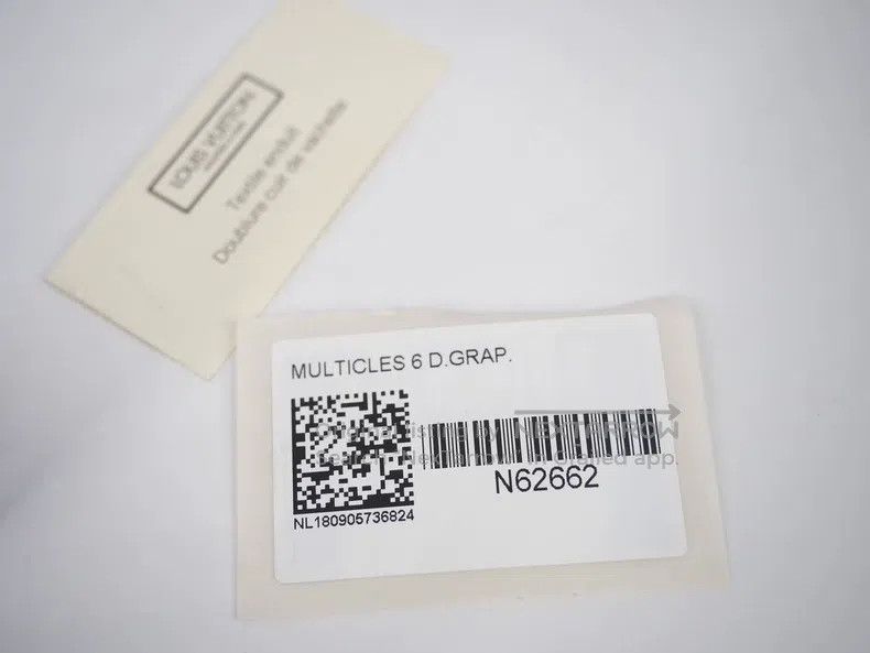 Louis Vuitton Louis Vuitton Black Checkered Fold-Over Key Pouch Size ONE SIZE - 6 Thumbnail