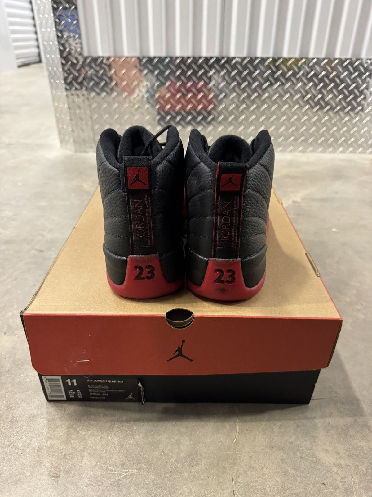Jordan Brand Jordan 12 Retro Flu Game 2016 Size 11 Size US 11 / EU 44 - 5 Thumbnail