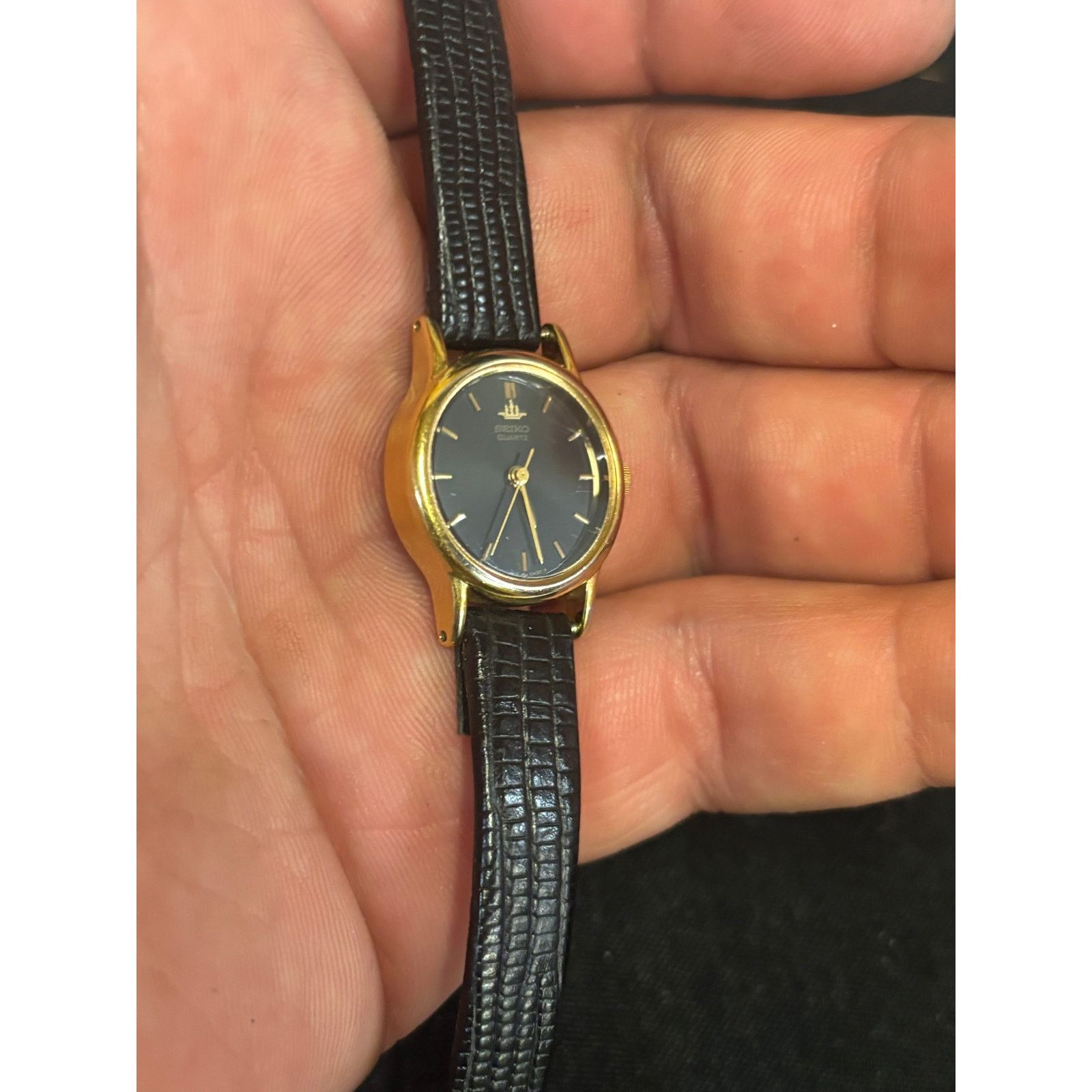 Seiko Vintage Seiko 2Y01-0010 Women’s Watch! New Battery! Size ONE SIZE - 5 Thumbnail