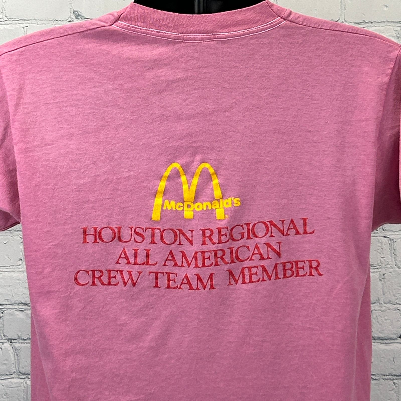 Vintage Vintage 80s McDonalds All American Team T Shirt Pink Medium Size US M / EU 48-50 / 2 - 8 Thumbnail