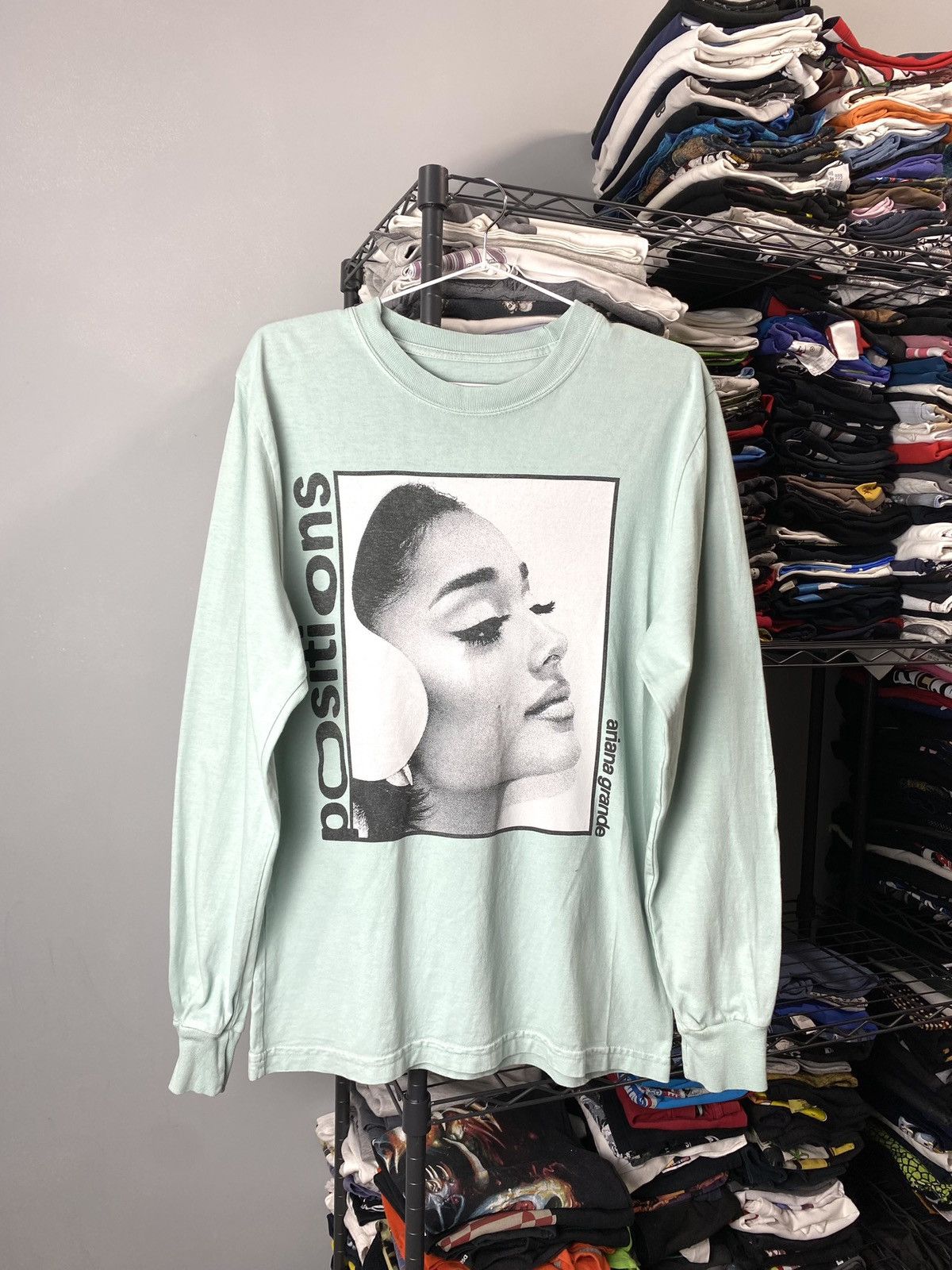 Band Tees Ariana Grande Positions Album Tour Longsleeve Size US S / EU 44-46 / 1 - 1 Thumbnail