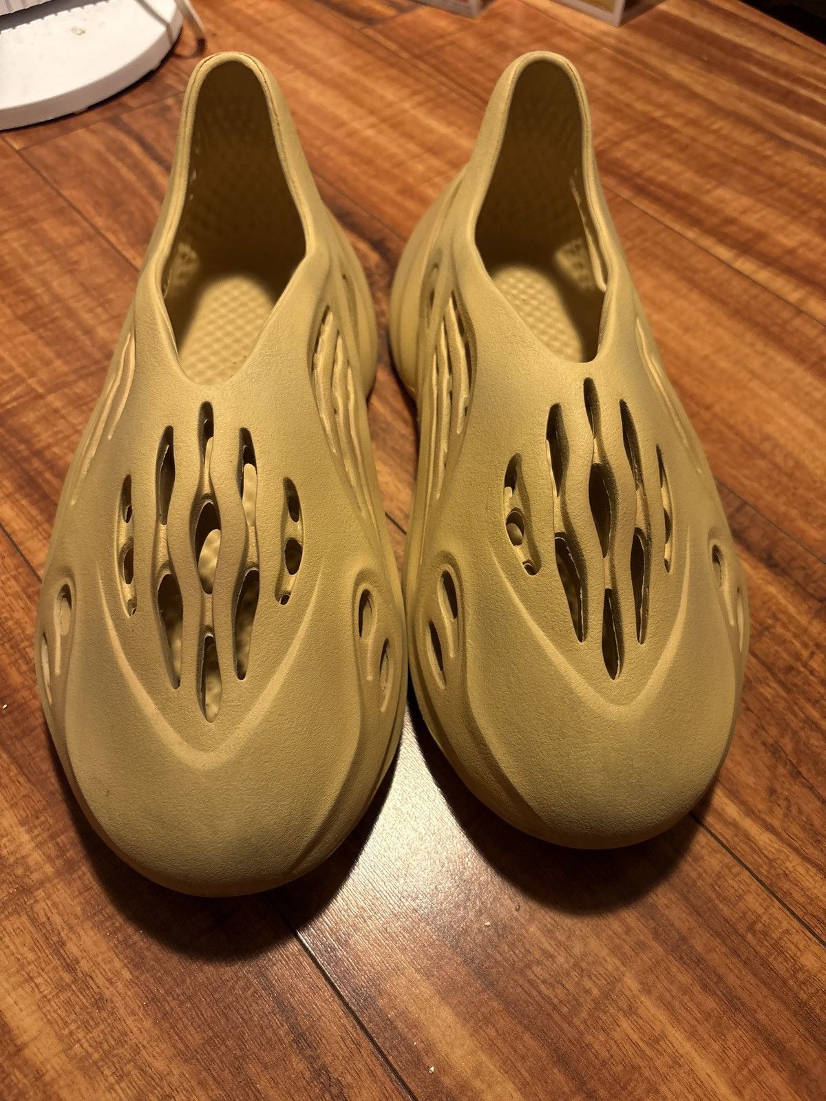 Yeezy adidas Yeezy Foam Runner "Sulfur" Size US 11 / EU 44 - 3 Thumbnail