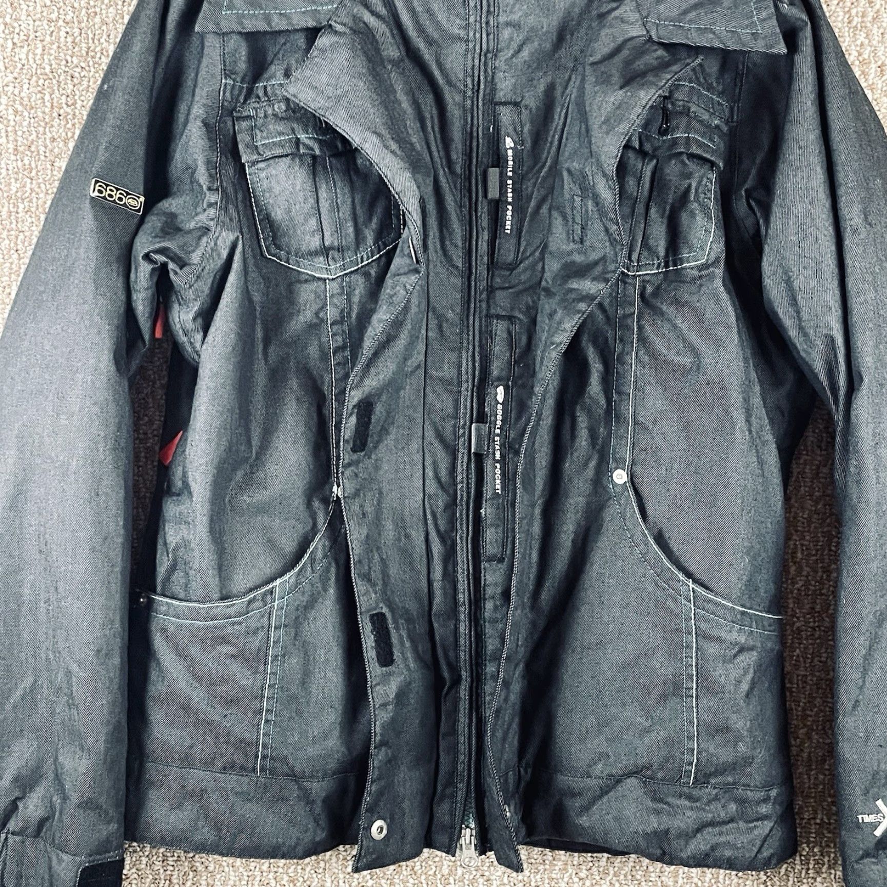 686 VINTAGE 686 x Levi’s Jacket Women’s M Denim Blue Ski Snow Jacket Regular Lined Pockets Logo Akira West R1 Size M / US 6-8 / IT 42-44 - 7 Thumbnail