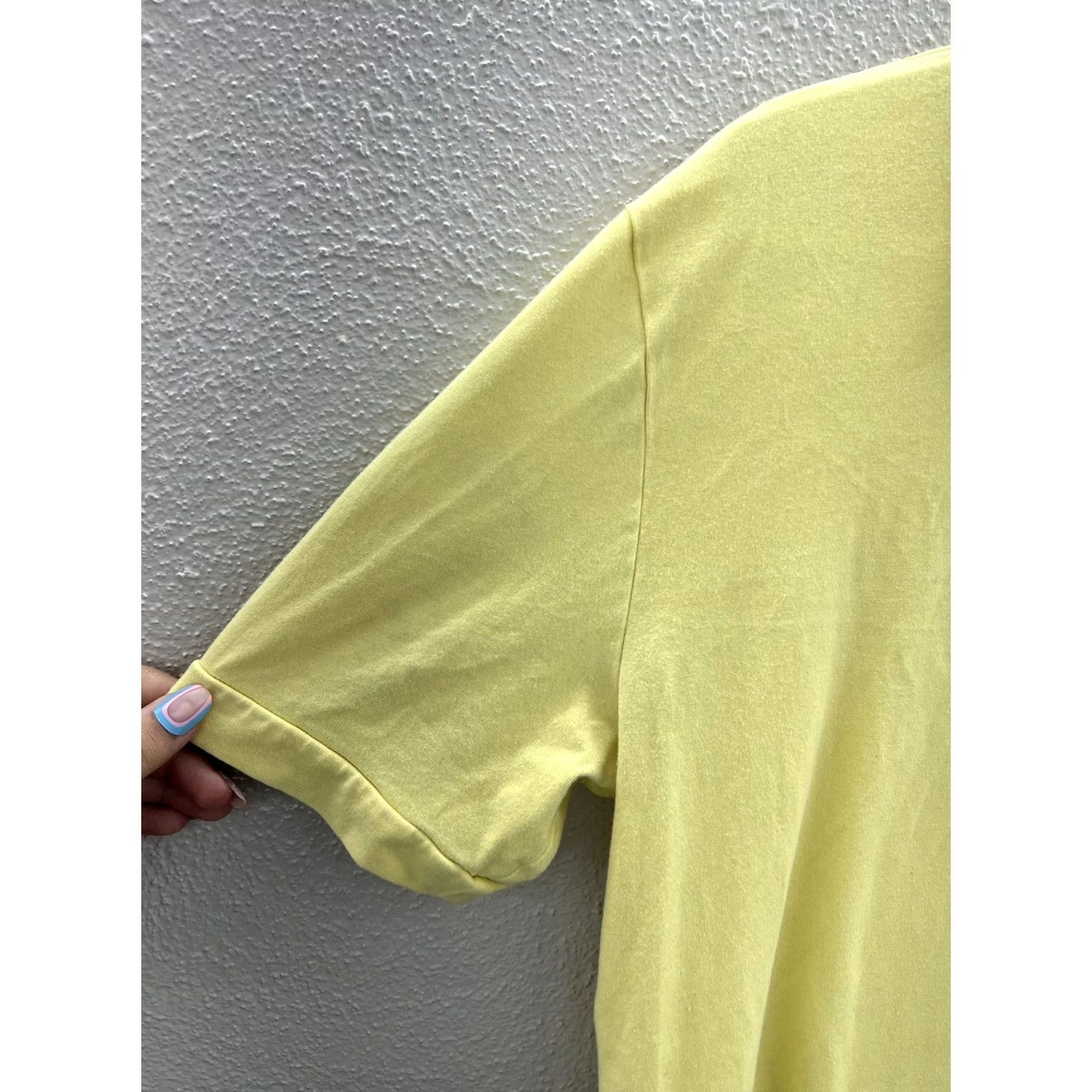 Express VINTAGE? No. Mens Express Shirt Size Large Solid Yellow Short Sleeve Polo Size US L / EU 52-54 / 3 - 4 Thumbnail