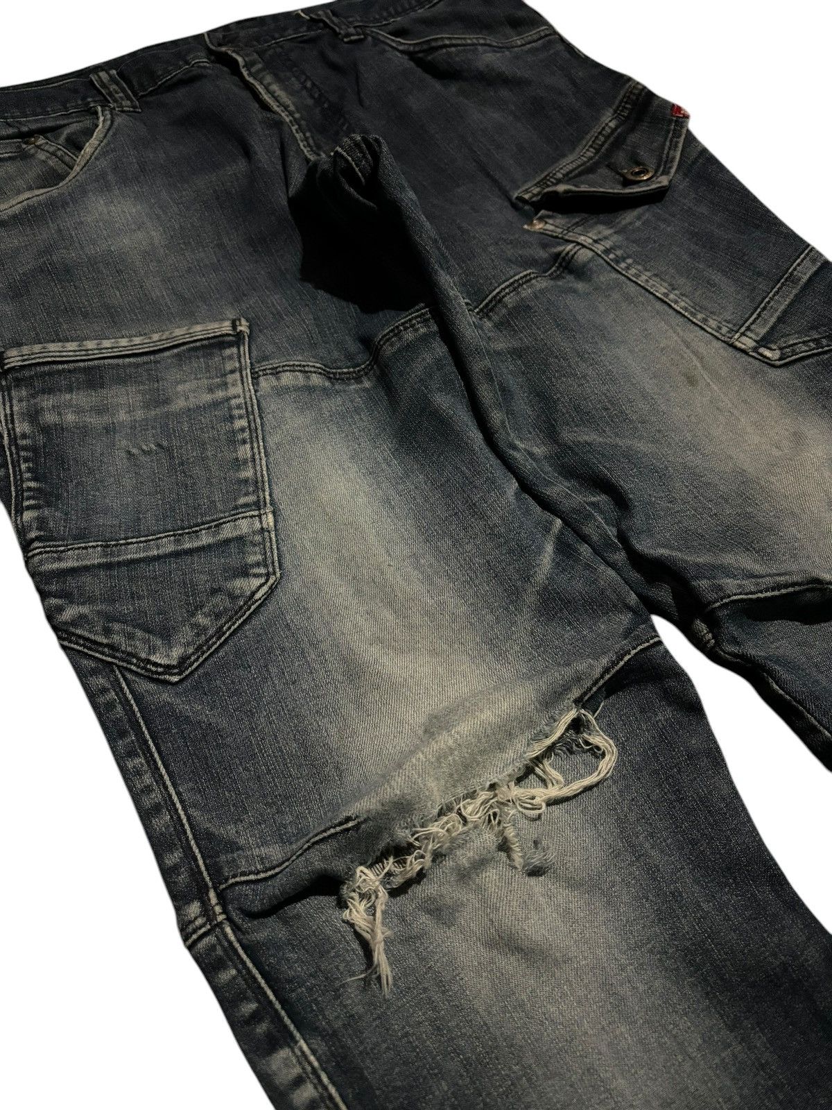 Japanese Brand Burtle Multi Pocket Distressed Cargo Jeans Denim Size US 32 / EU 48 - 3 Thumbnail