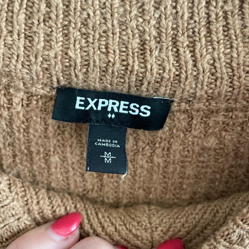 Express Express tan long sleeve v neck sweater with furry sleeves Size M / US 6-8 / IT 42-44 - 2 Thumbnail