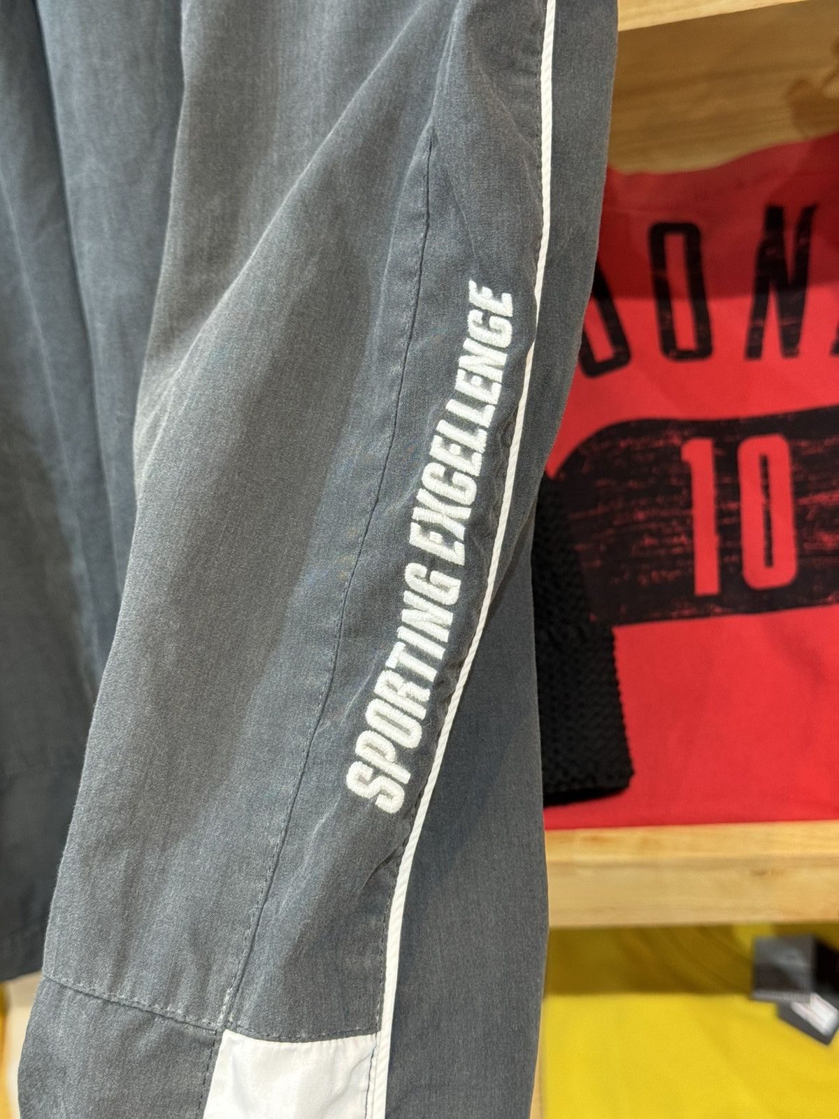 Nike Vintage Nike “Sporting Excellence" 00‘s 3/4 Pants Size US 36 / EU 52 - 4 Thumbnail