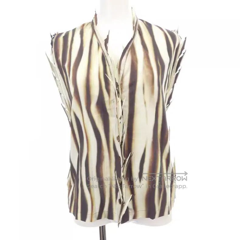 Issey Miyake Issey Miyake Thorn Pattern Sleeveless Shirt Size M / US 6-8 / IT 42-44 - 1 Thumbnail