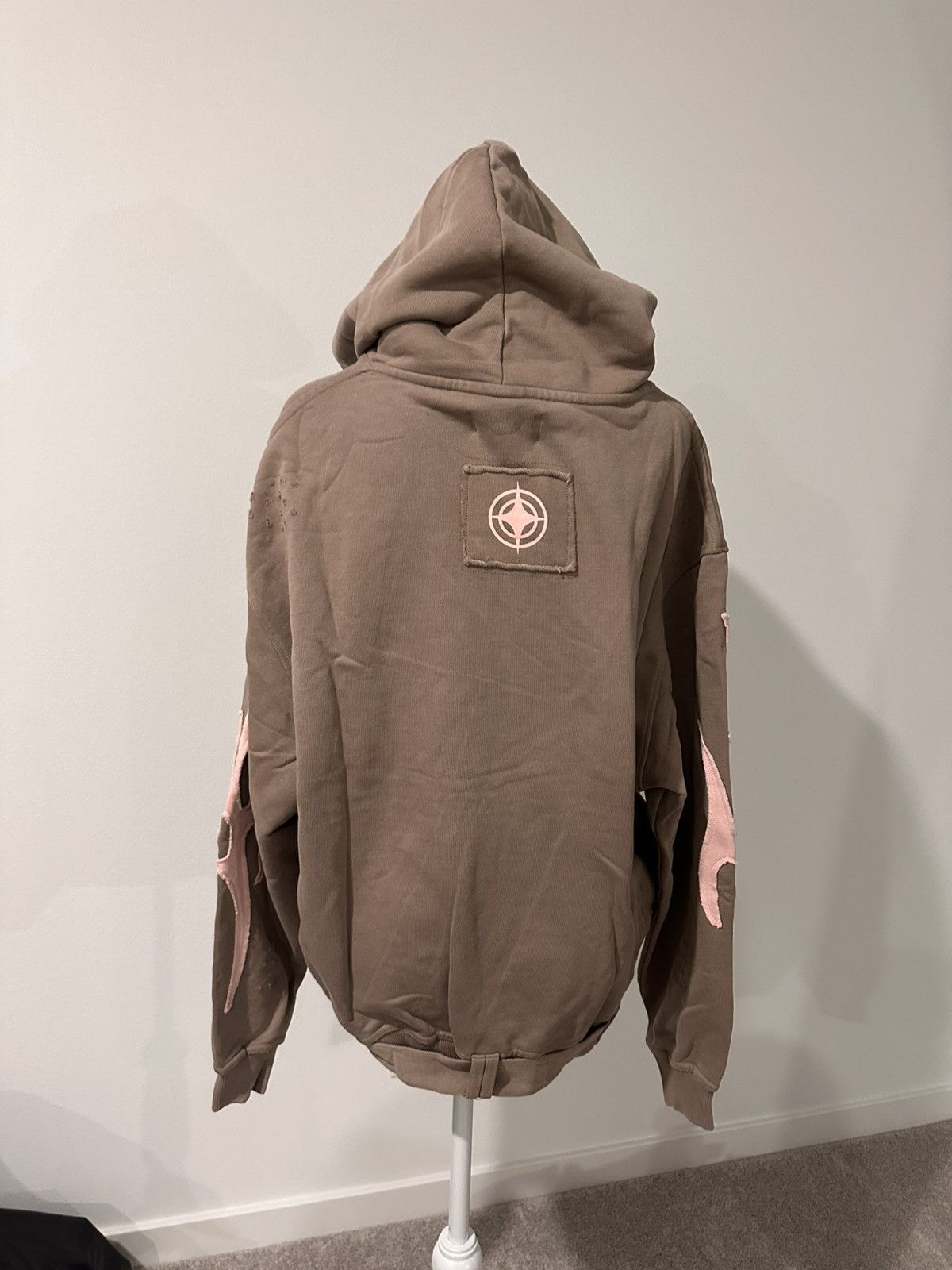 Other WRATHBOY -TAUPE Hoodie Size L NWT Size US L / EU 52-54 / 3 - 2 Thumbnail