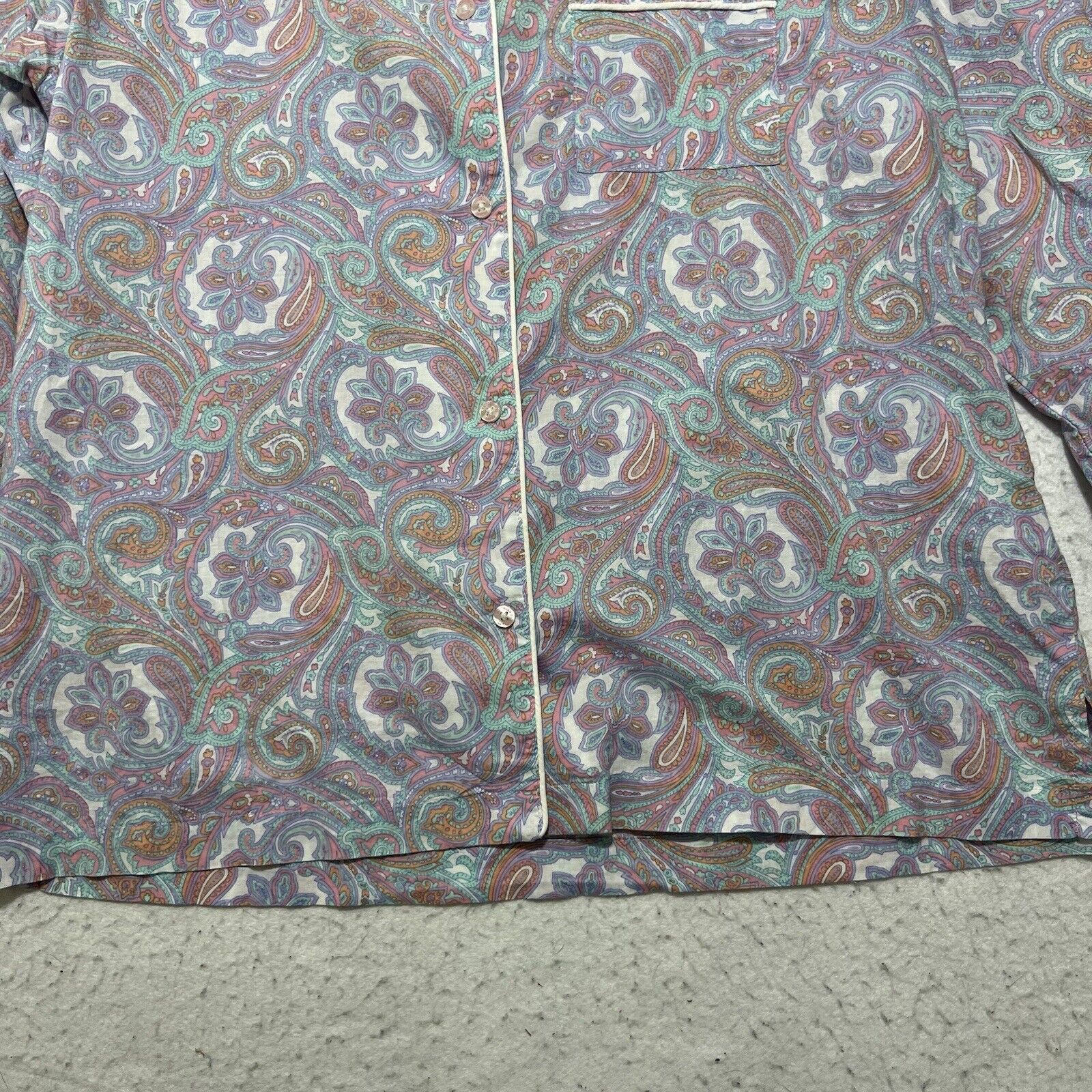 Victoria's Secret Victoria's Secret Paisley Patterned Button Up Sleep Shirt Size ONE SIZE - 7 Thumbnail