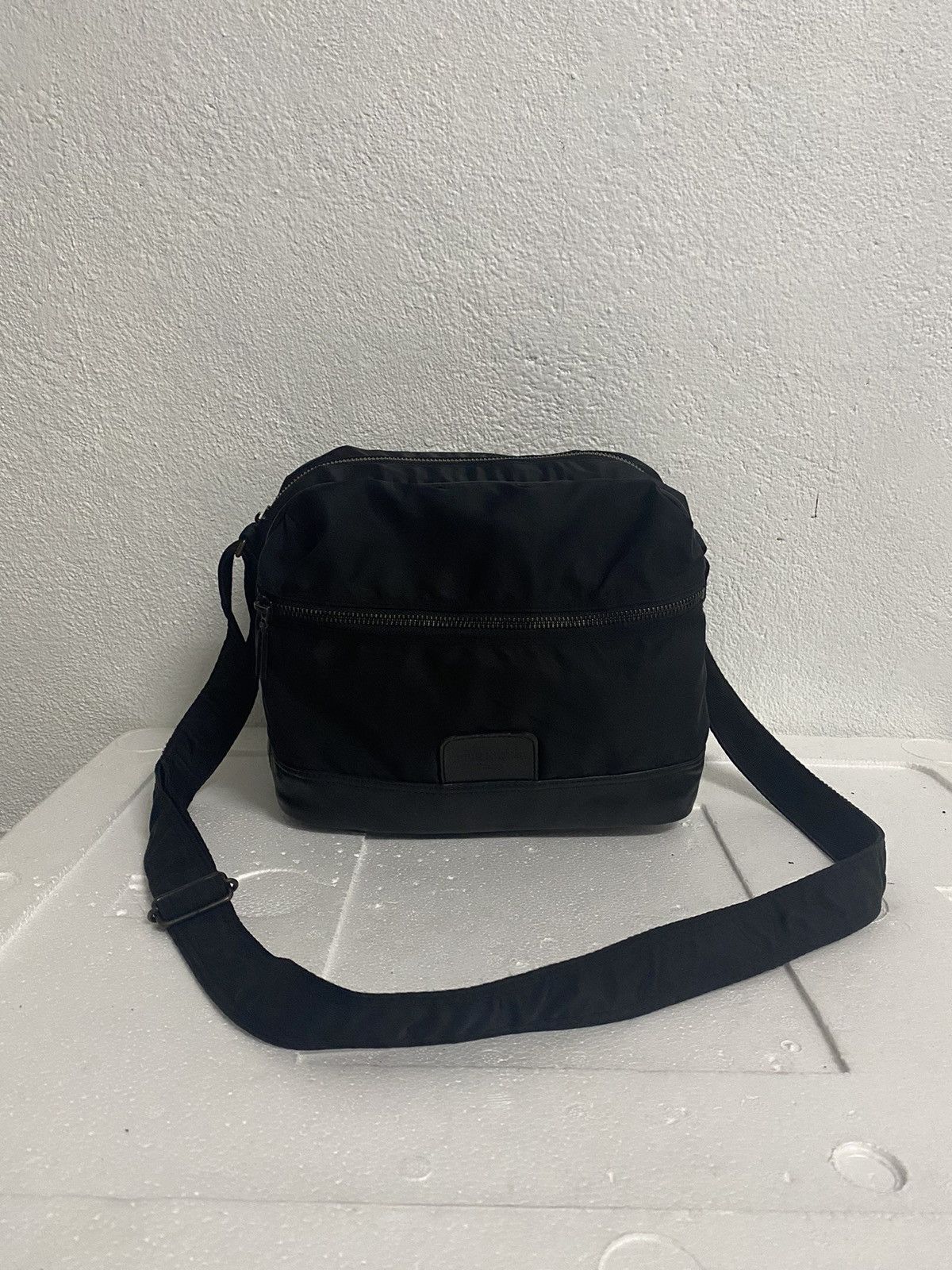 Japanese Brand × Yohji Yamamoto Rare🔥🔥🔥YSACCS COMPANY YOHJI YAMAMOTO SLING BAG Size ONE SIZE - 2 Thumbnail