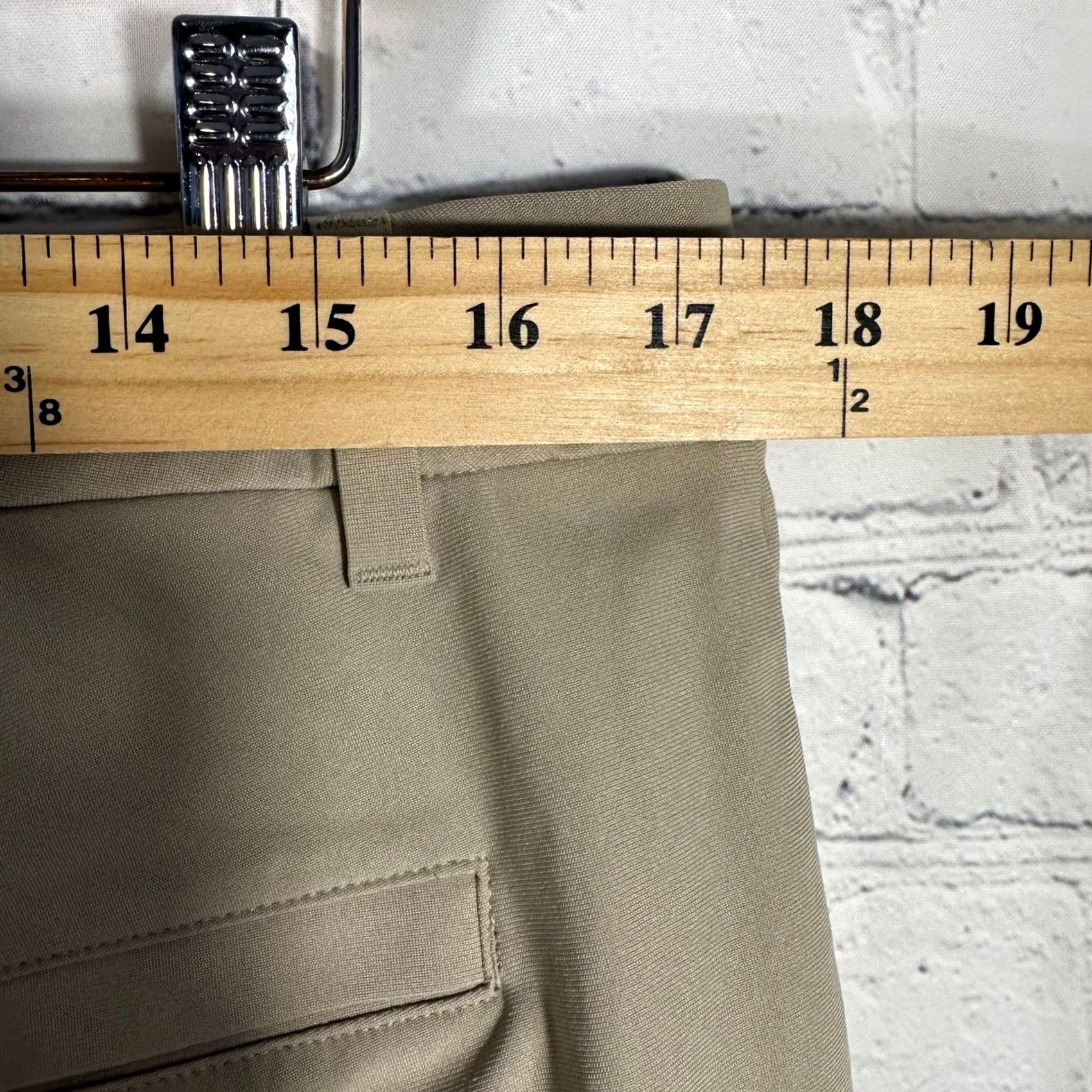 Lululemon Lululemon Commission Slim Fit Pants Mens 34 Tan Khaki Chino Pocket Stretch Breathable Lightweight 5-Pocket Logo Womens Mens Size US 35 - 5 Thumbnail