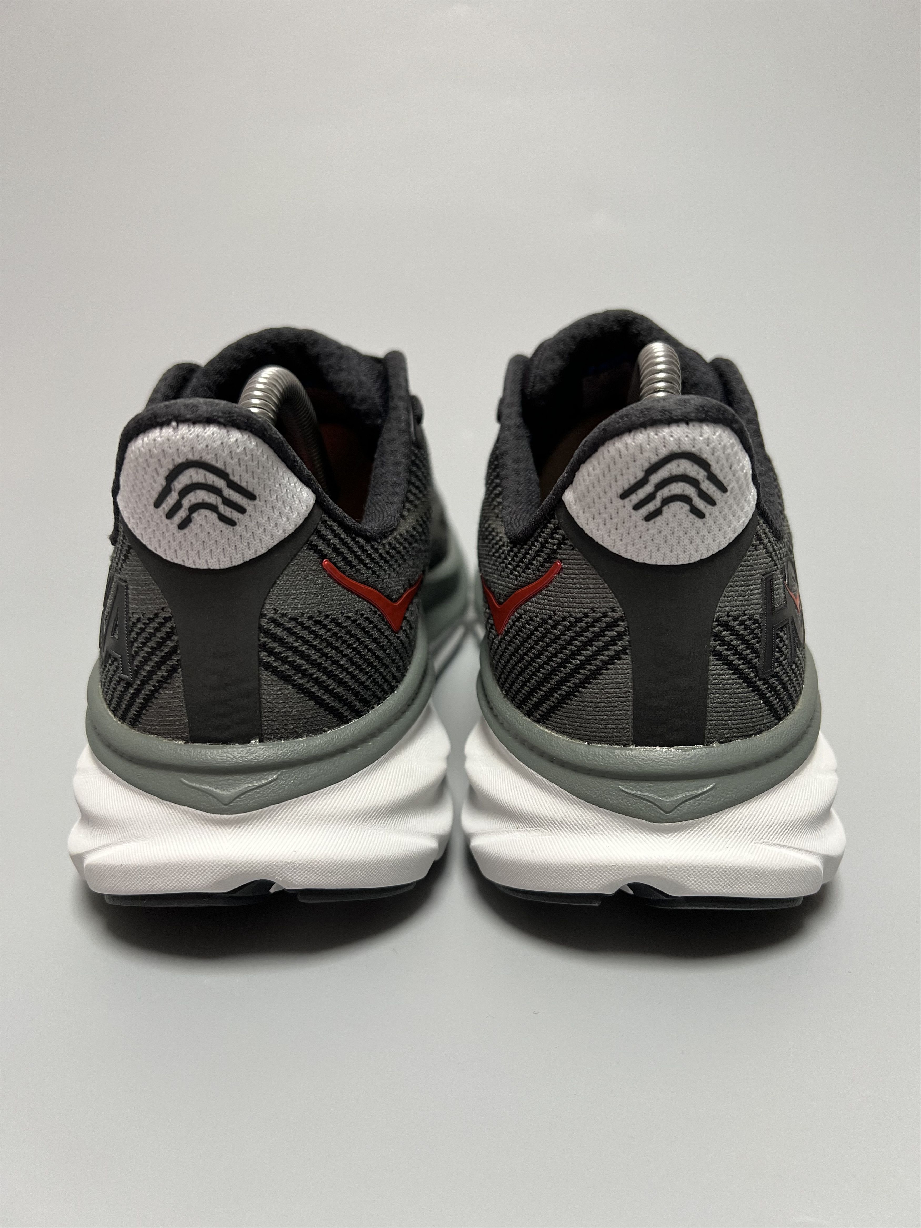 Hoka 7D Hoka One One Clifton 9 Men's Running Shoes Walking Gym Size US 7 / EU 40 - 3 Thumbnail