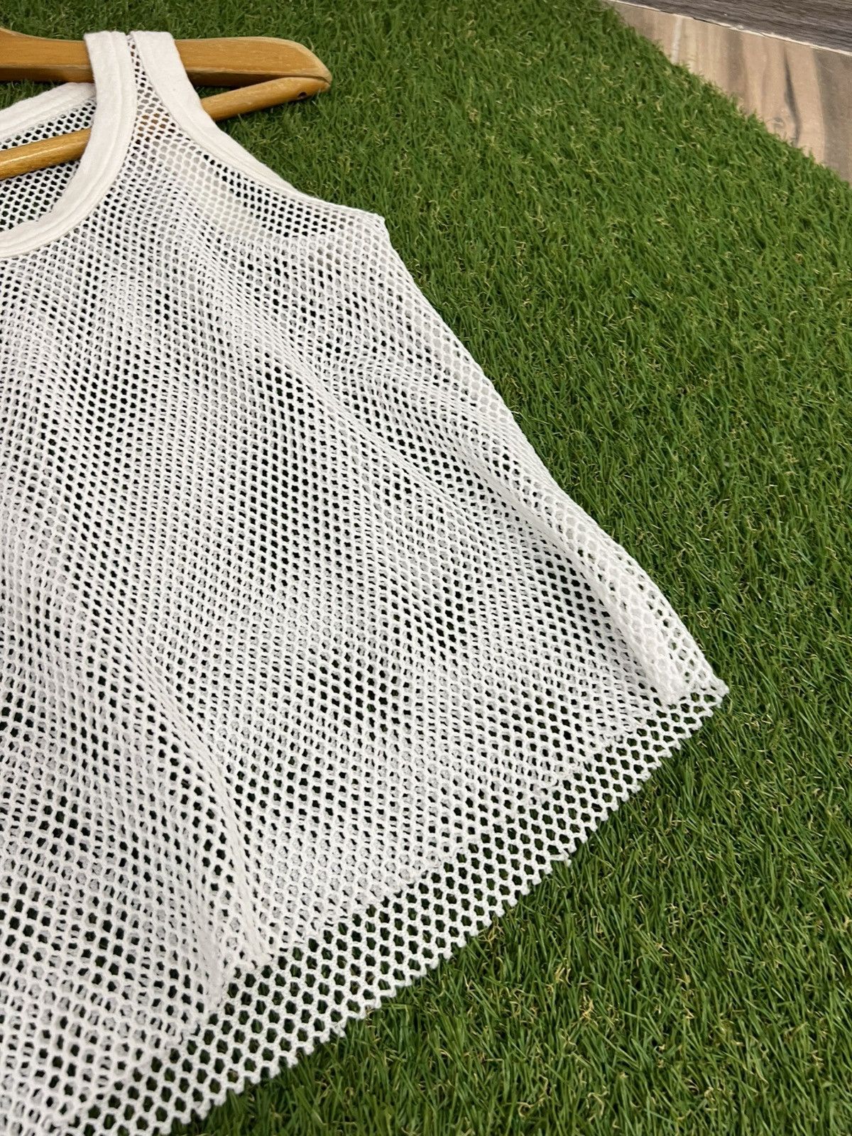 Vintage Vintage 90s Fishnet mesh tank top sleeveless boxy fit Size US S / EU 44-46 / 1 - 4 Thumbnail
