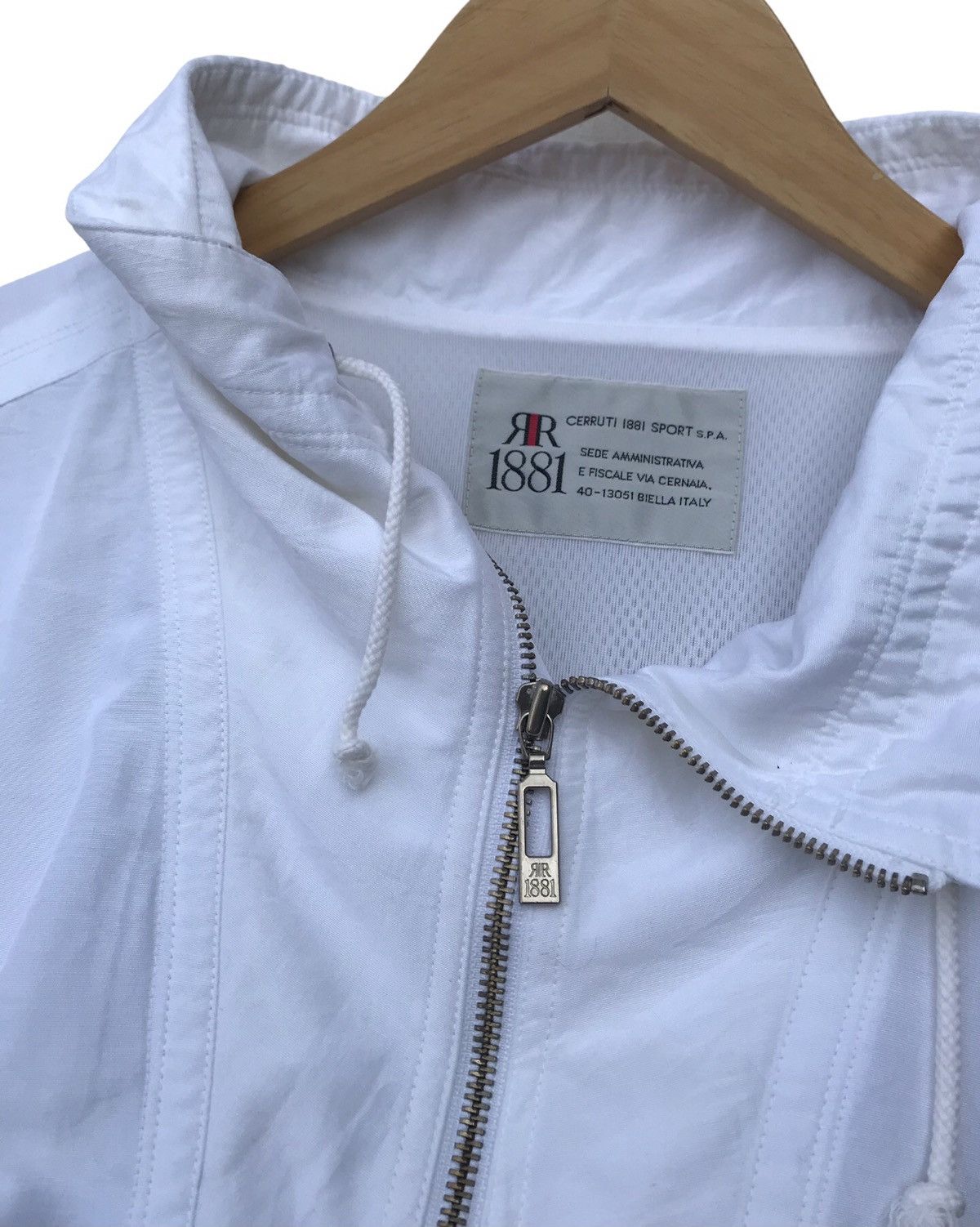 Cerruti 1881 Vintage 90s Cerruti Big Logo Windbreaker Jacket Size US L / EU 52-54 / 3 - 3 Thumbnail