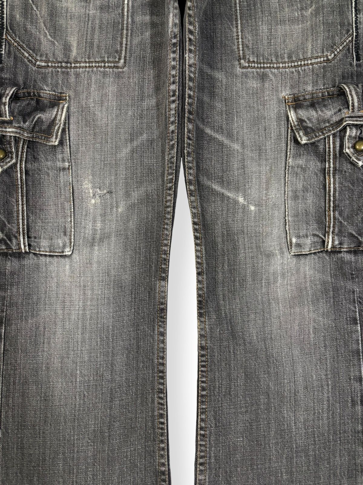 Le Grande Bleu (L.G.B.) Japanese Brand Black Faded Bootcut Distressed Cargo Jeans Size US 31 - 5 Thumbnail