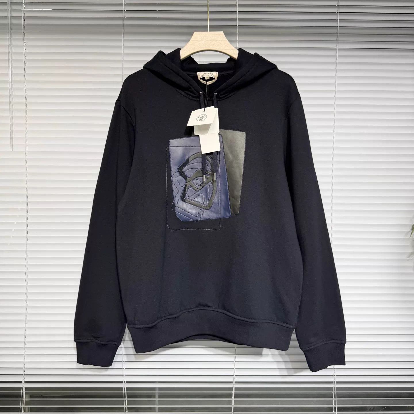 Hermes Hermès Hoodie Navy Blue M Leather Patch Embroidered Size US M / EU 48-50 / 2 - 1 Thumbnail
