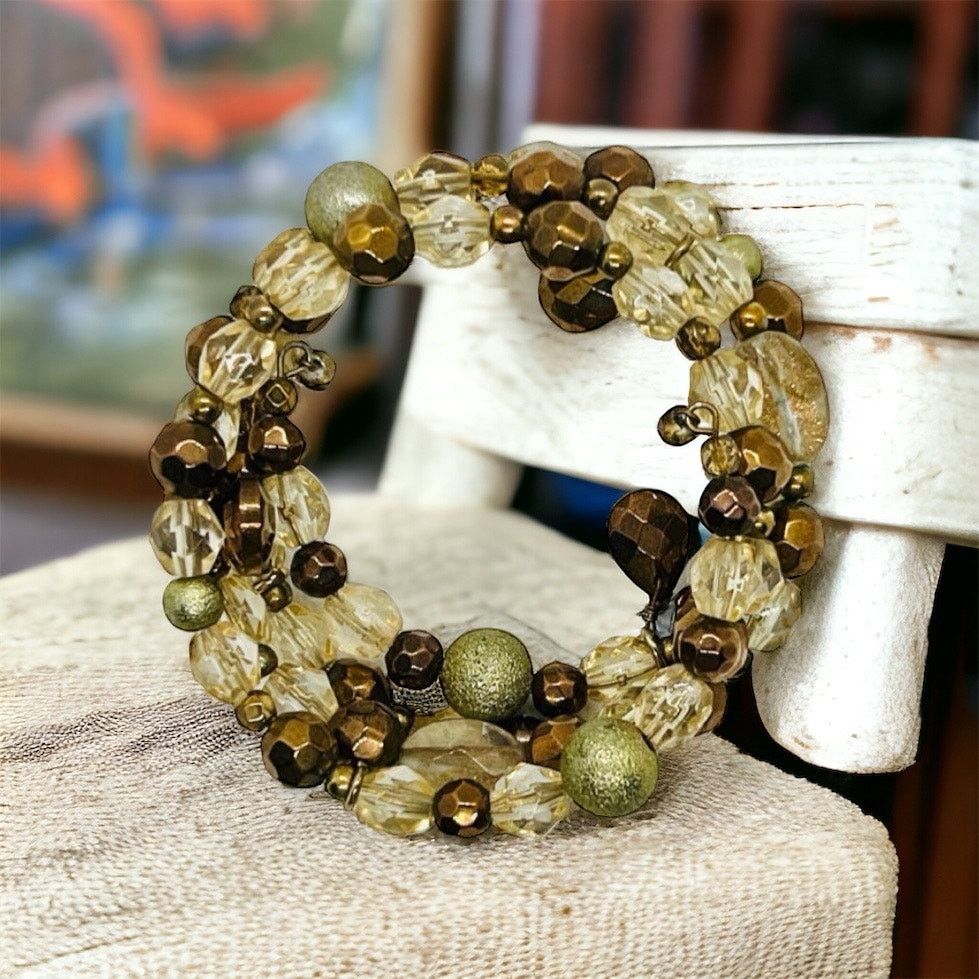 Vintage Vintage Jewelry Set-Rose Brooch-Gold Tone-Faux Pearl-Beaded Size ONE SIZE - 5 Thumbnail