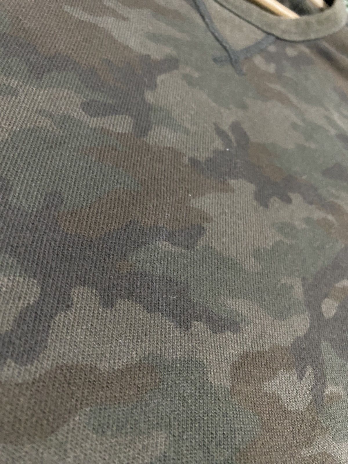Uniqlo Uniqlo Camouflage sweatshirt pullover XL Size US XL / EU 56 / 4 - 4 Thumbnail