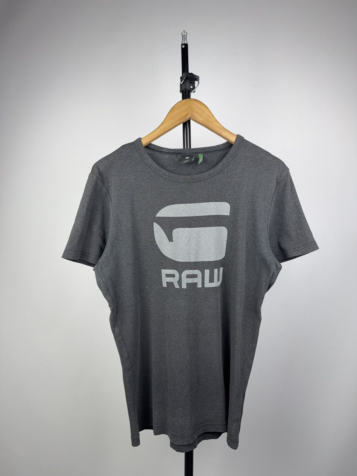 G-Star 00s G-Star RAW Big Logo Tee Dark Grey Y2K Streetwear L Size US L / EU 52-54 / 3 - 1 Thumbnail