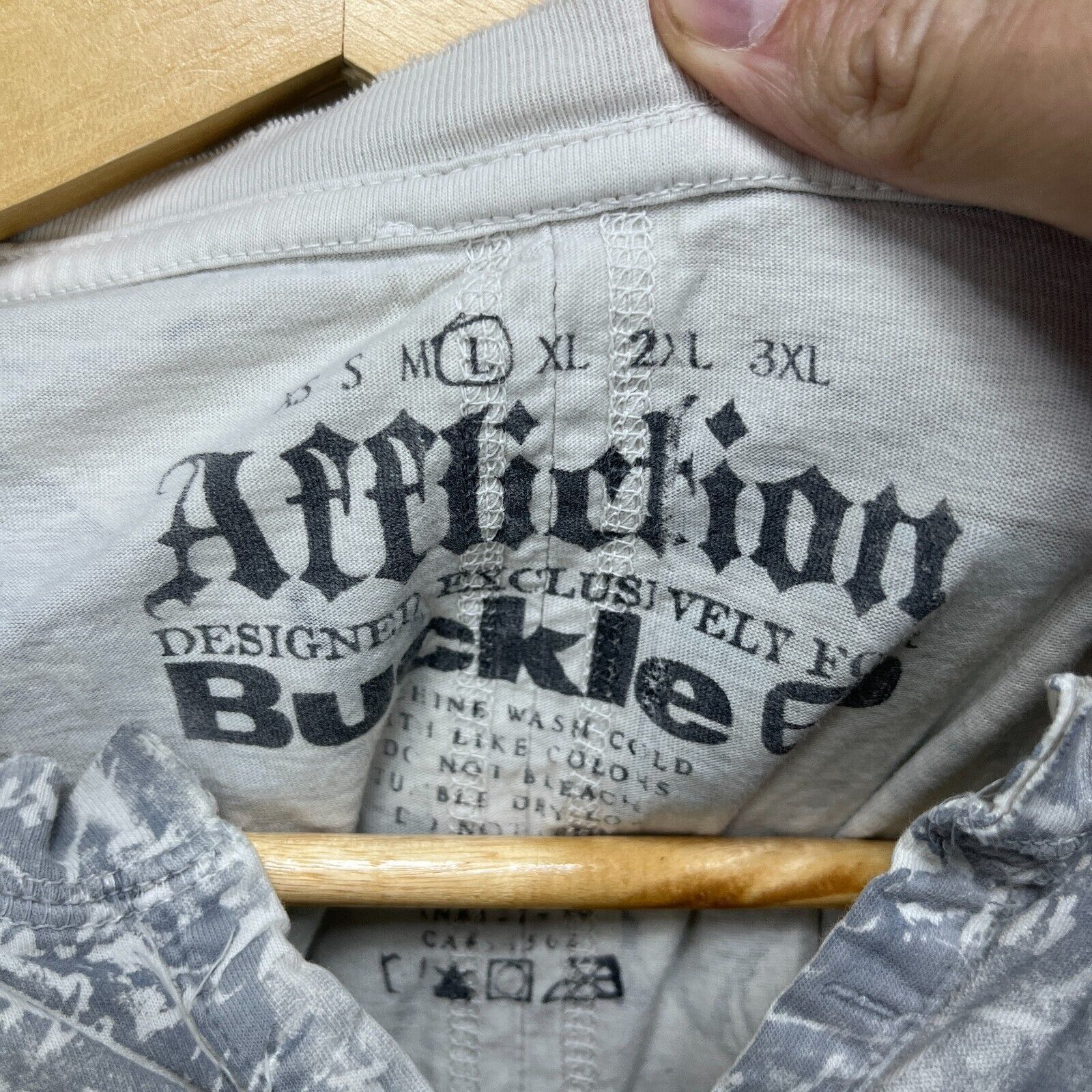 Affliction × Vintage Vintage Y2K Flex Affliction Cross Wings Long Sleeve Large Size US L / EU 52-54 / 3 - 7 Thumbnail