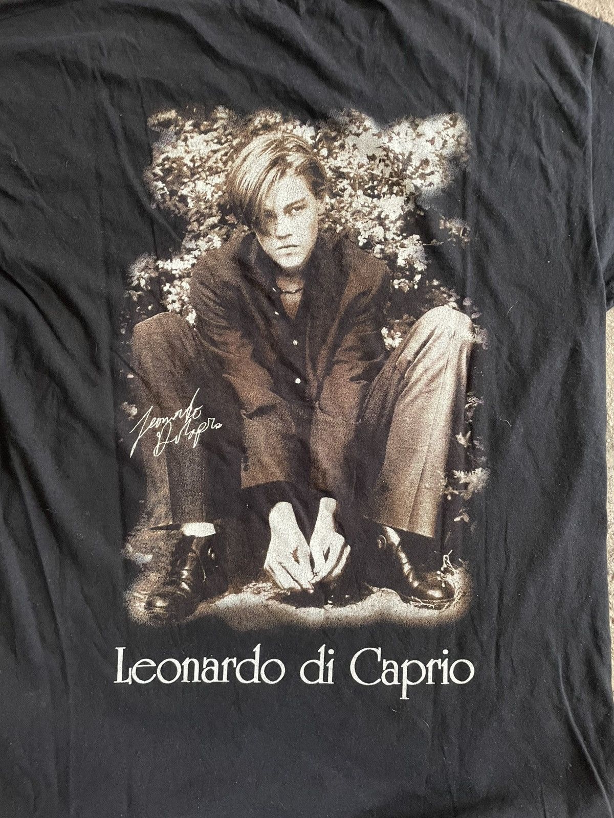 Vintage 90s Single stitch Leonardo Dicaprio tee Size US L / EU 52-54 / 3 - 6 Thumbnail