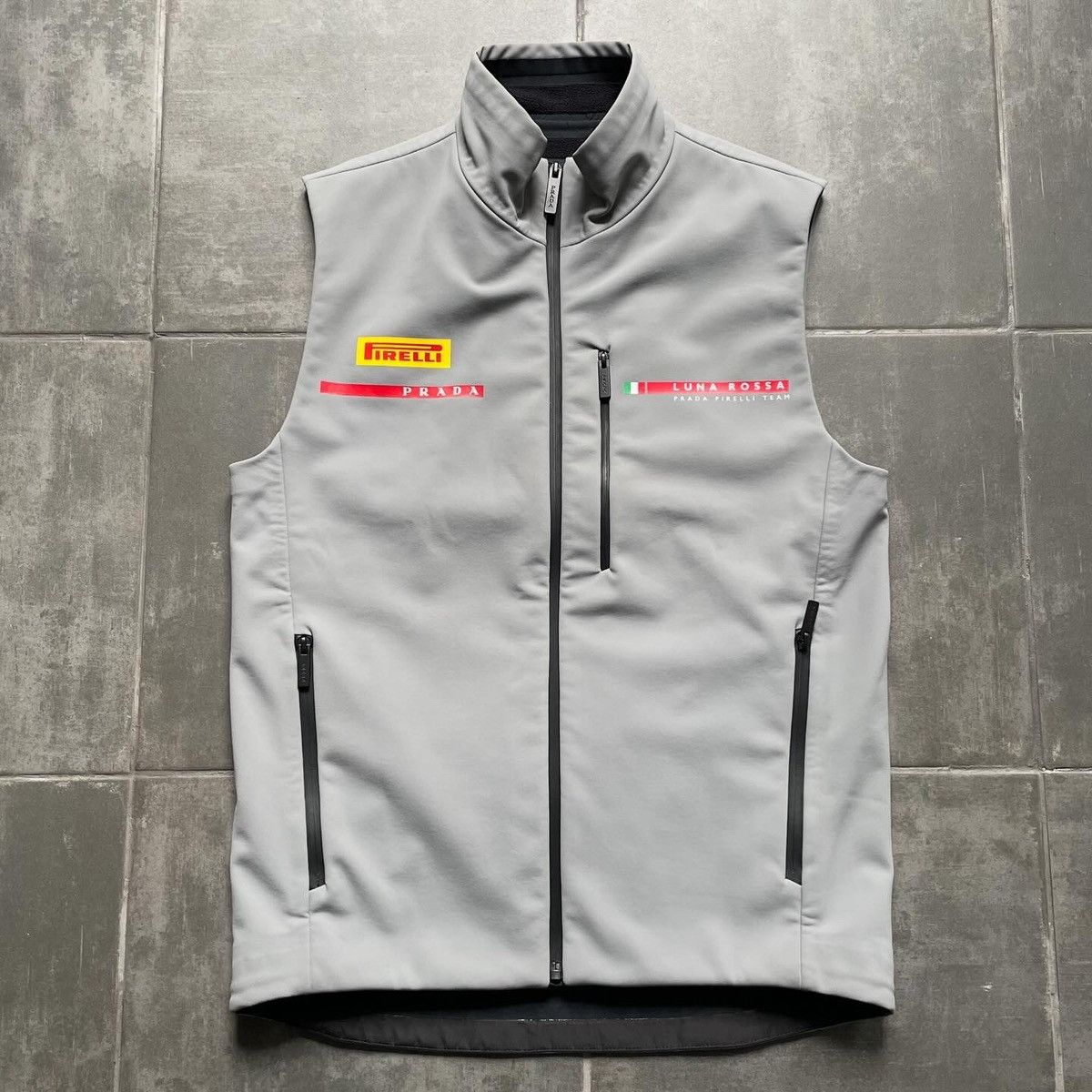 Image of Prada Sport Luna Rossa Pirelli Team Soft Shell Vest 44 in Grey, Men's (Size Small)