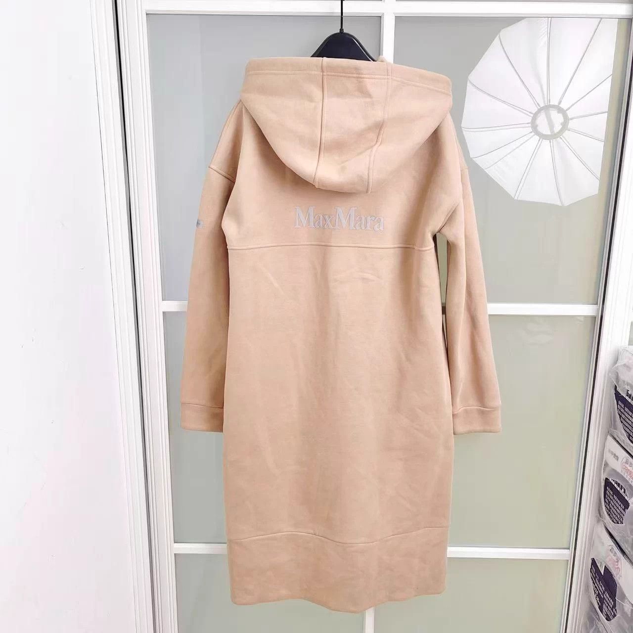 Max Mara Max Mara 98% New Camel Fleece Hoodie Dress w/ Logo Size L / US 10 / IT 46 - 2 Thumbnail