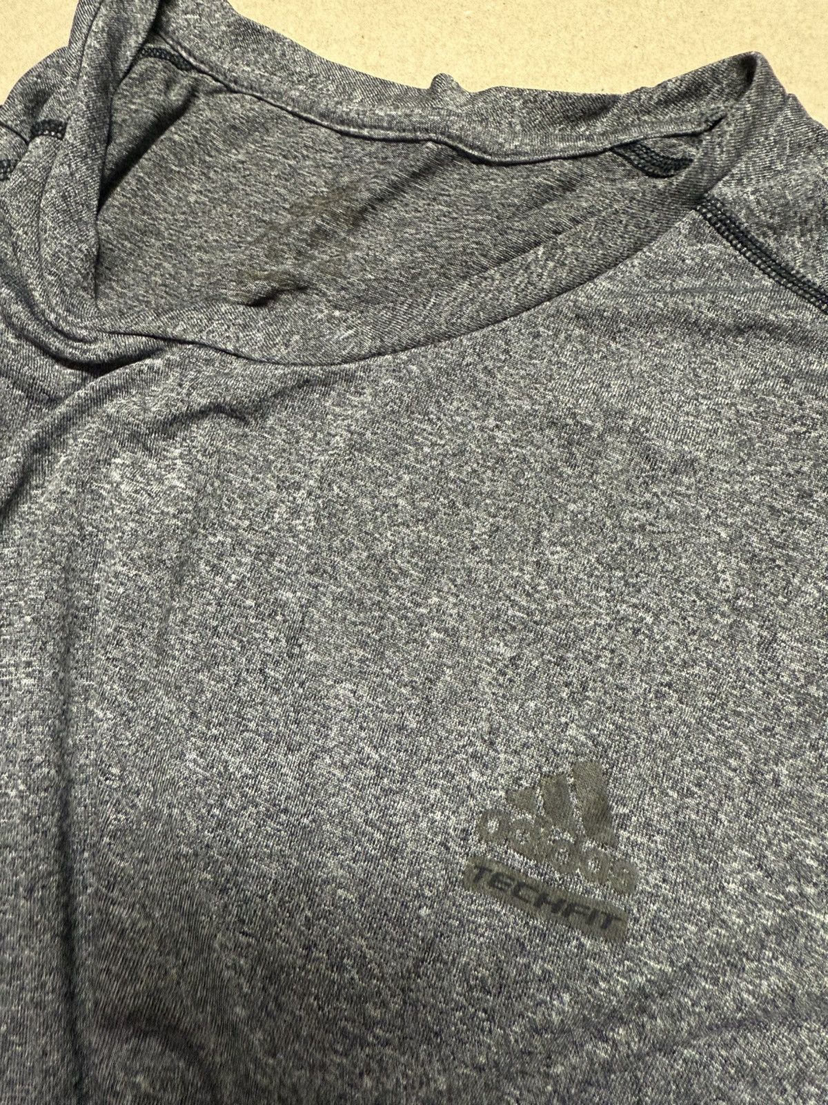 Adidas Adidas TechFit Essential Gray workout Tank Top Shirt XL! Size US XL / EU 56 / 4 - 3 Thumbnail