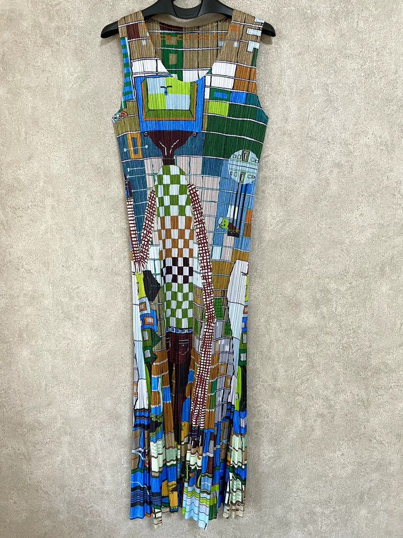 Issey Miyake Issey Miyake size:2 Brownish-green breakfast man dress Size XS / US 0-2 / IT 36-38 - 1 Thumbnail